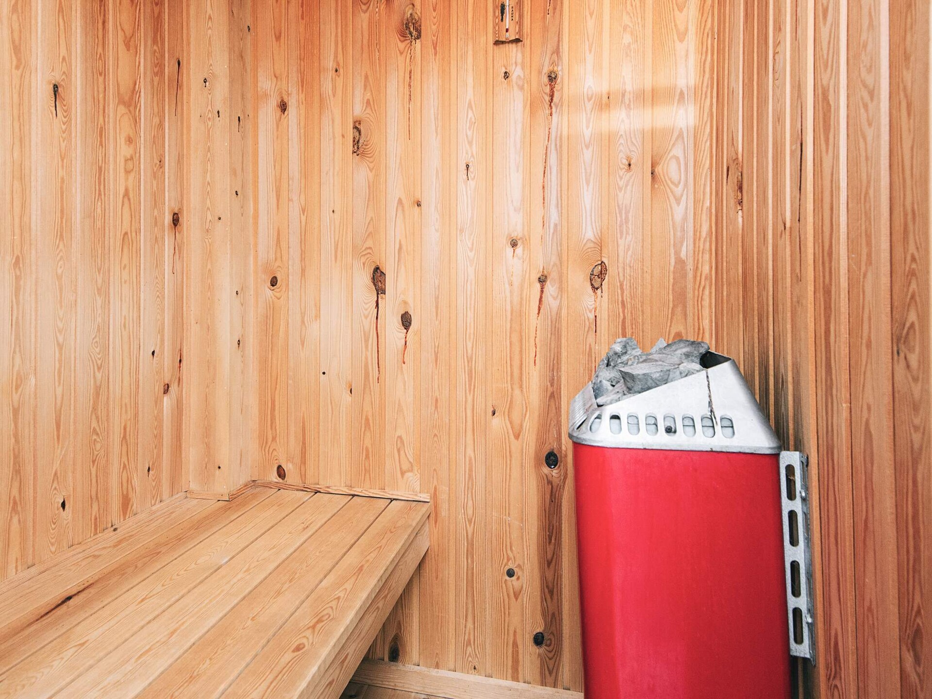 Ruim vakantiehuis met sauna & whirlpool op 250 meter van zee - foto 44