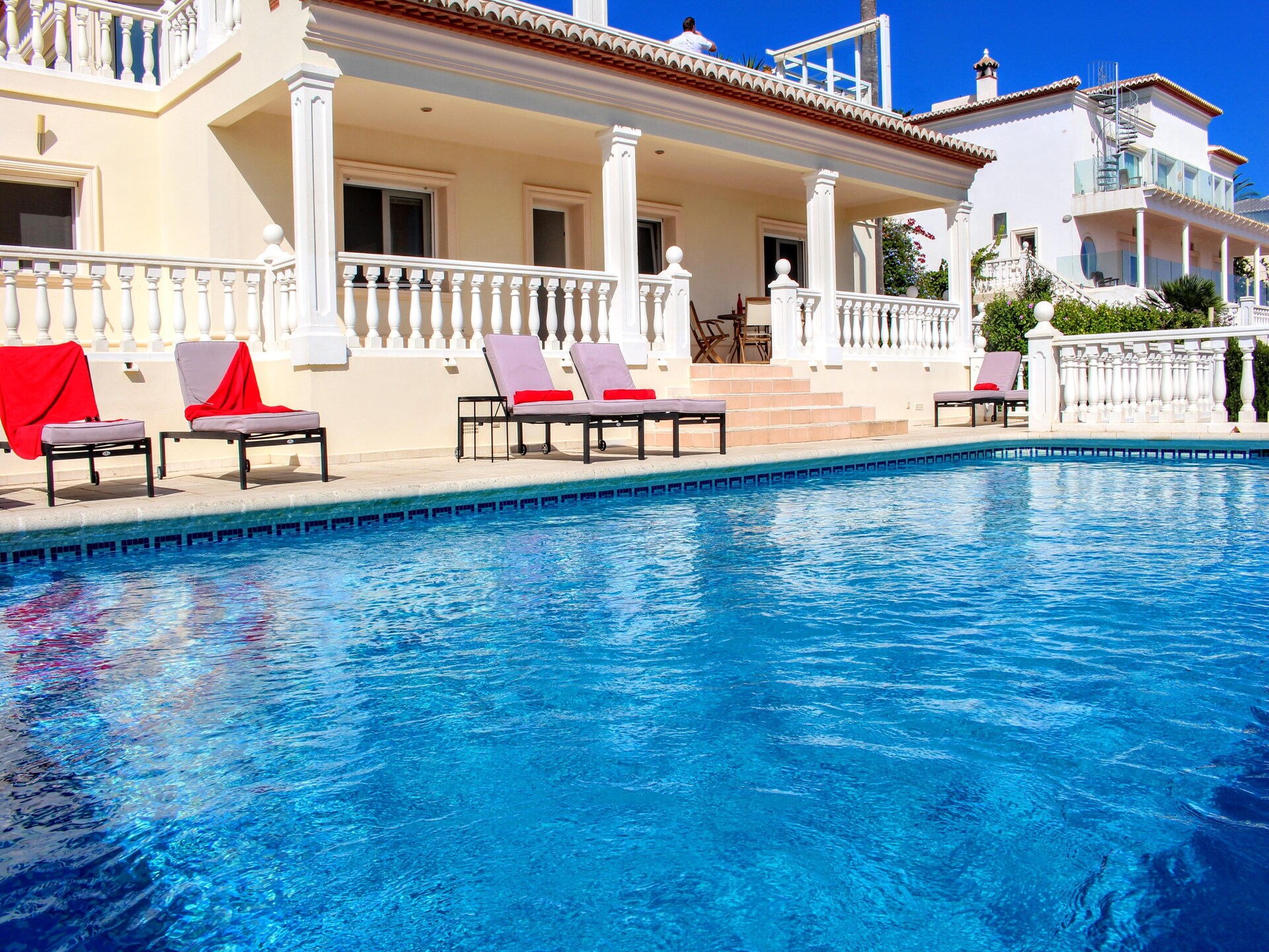 Zonnige designvilla met privézwembad en weids uitzicht in Javea - foto 10