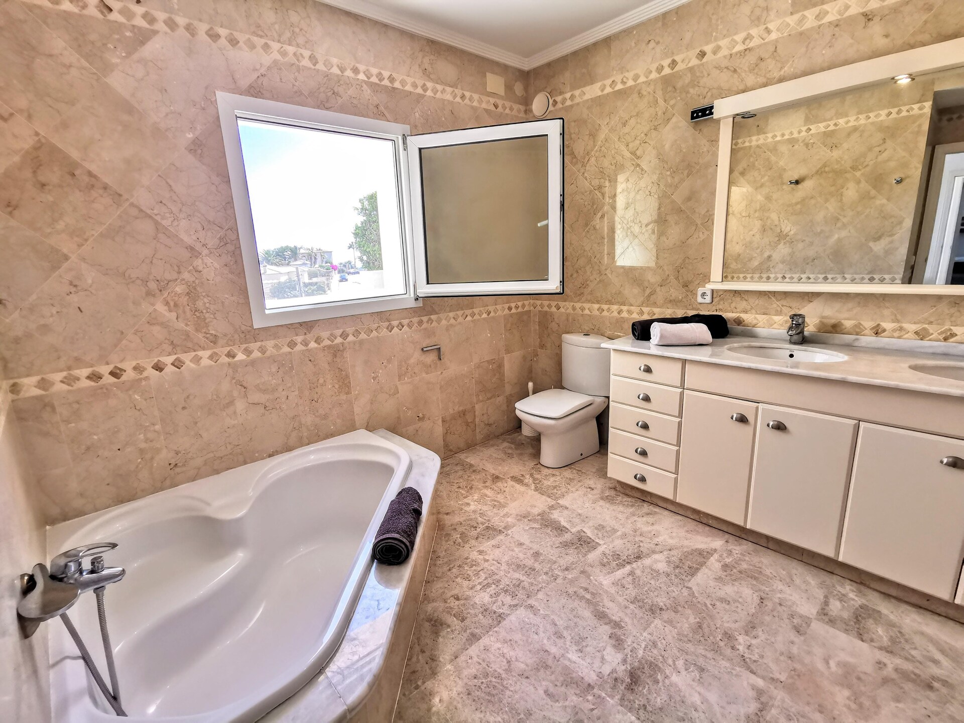Zonnige designvilla met privézwembad en weids uitzicht in Javea - foto 23