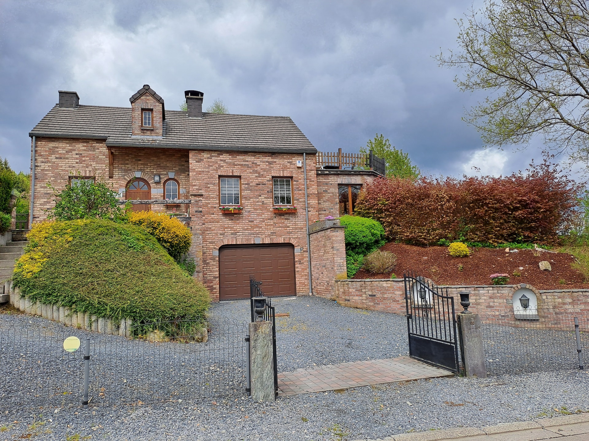 Op 700m van centrum Vielsalm: ruim vakantiehuis met wellness - foto 1