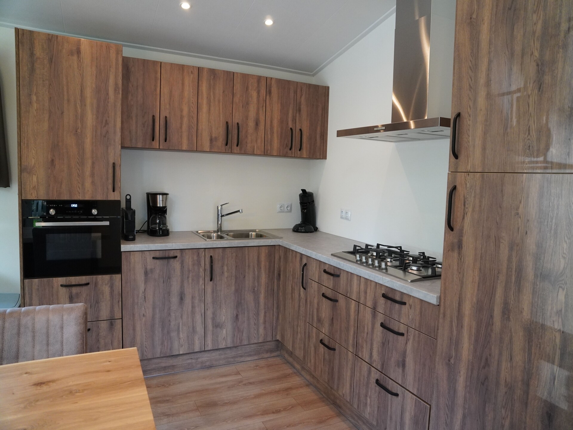 Luxe boshuis met rolstoeltoegankelijke badkamer op de Veluwe - foto 4