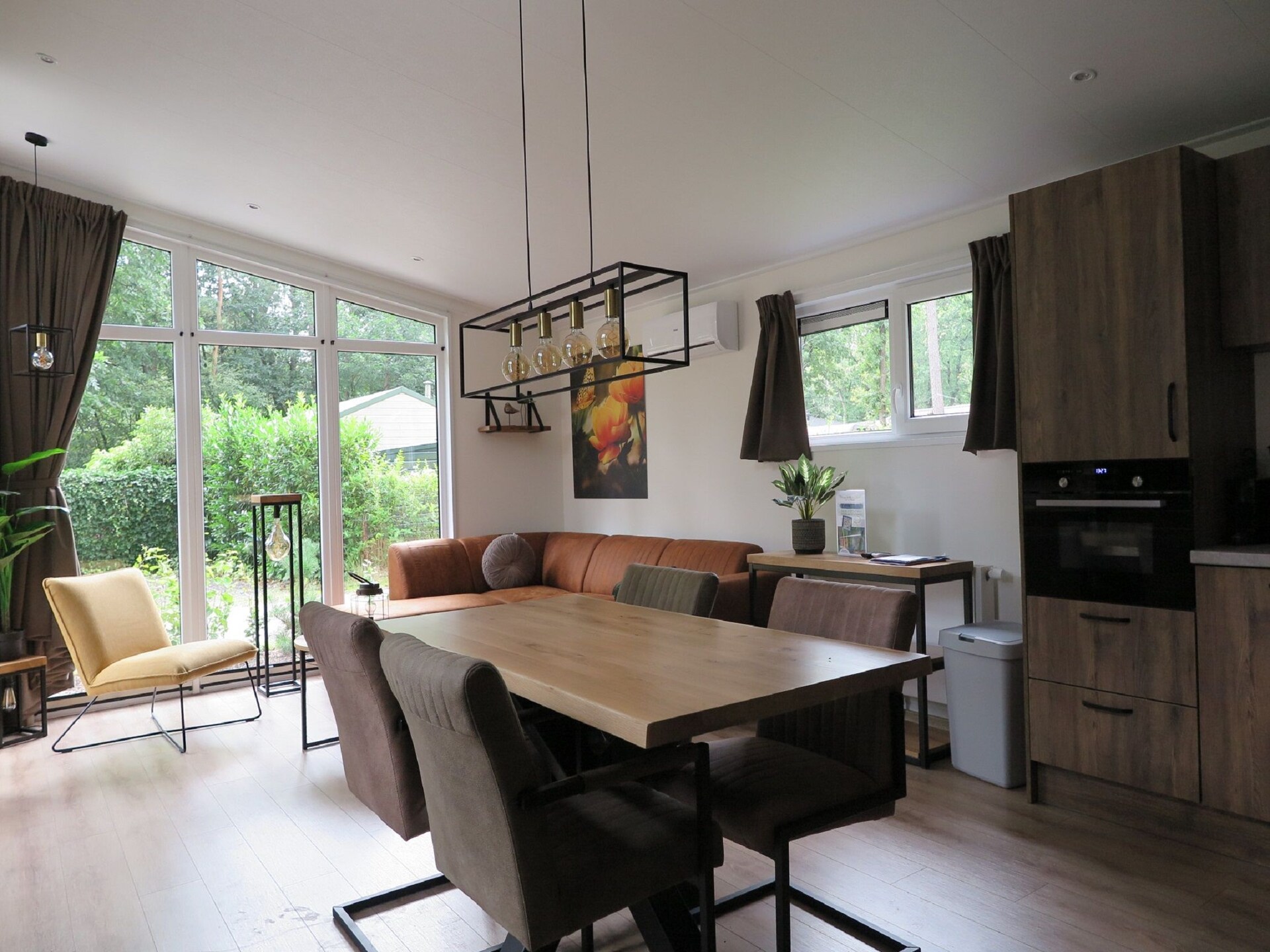 Luxe boshuis met rolstoeltoegankelijke badkamer op de Veluwe - foto 3