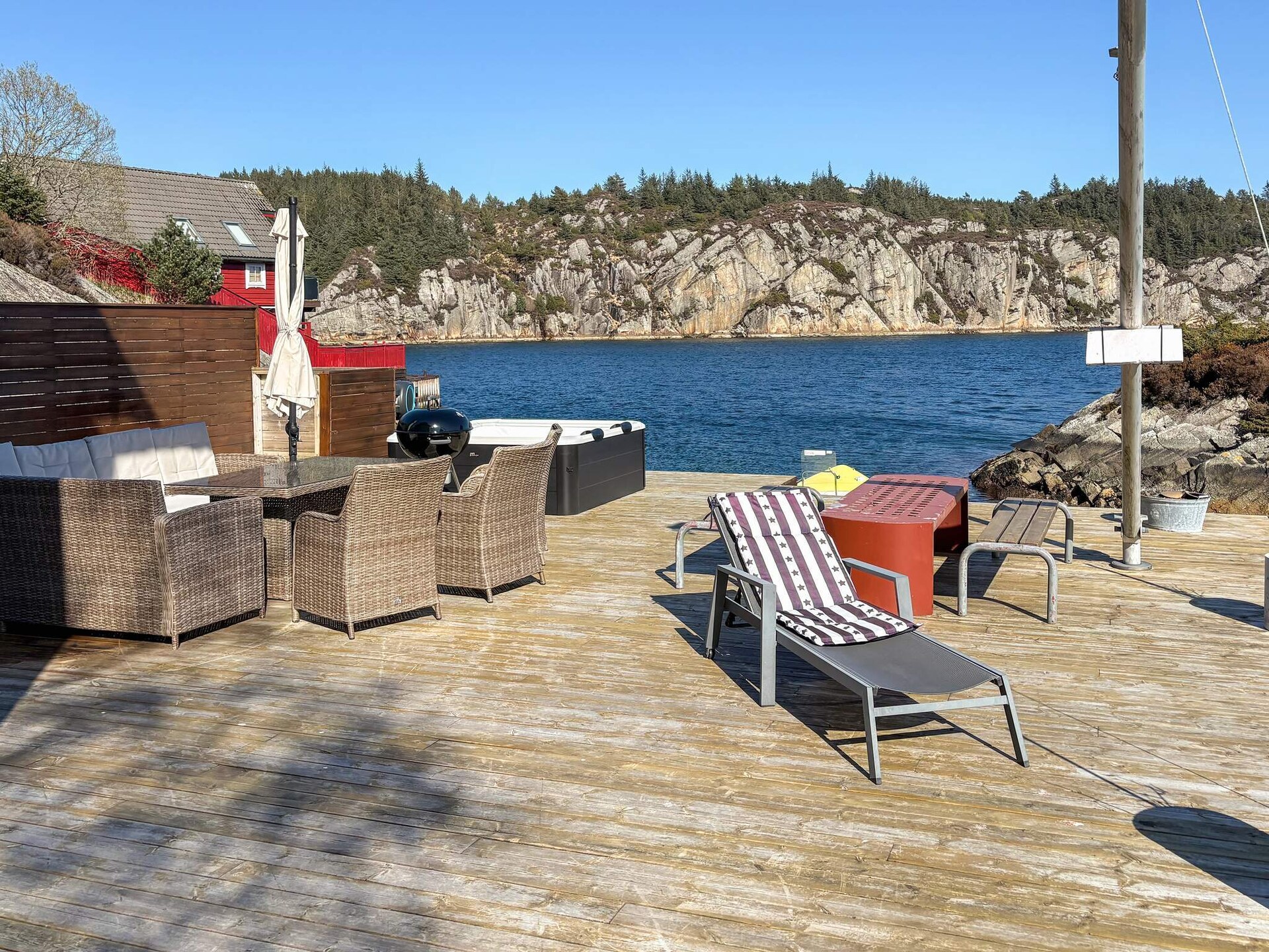 6-persoons vakantiehuis aan het meer in Urangsvåg met whirlpool - foto 13