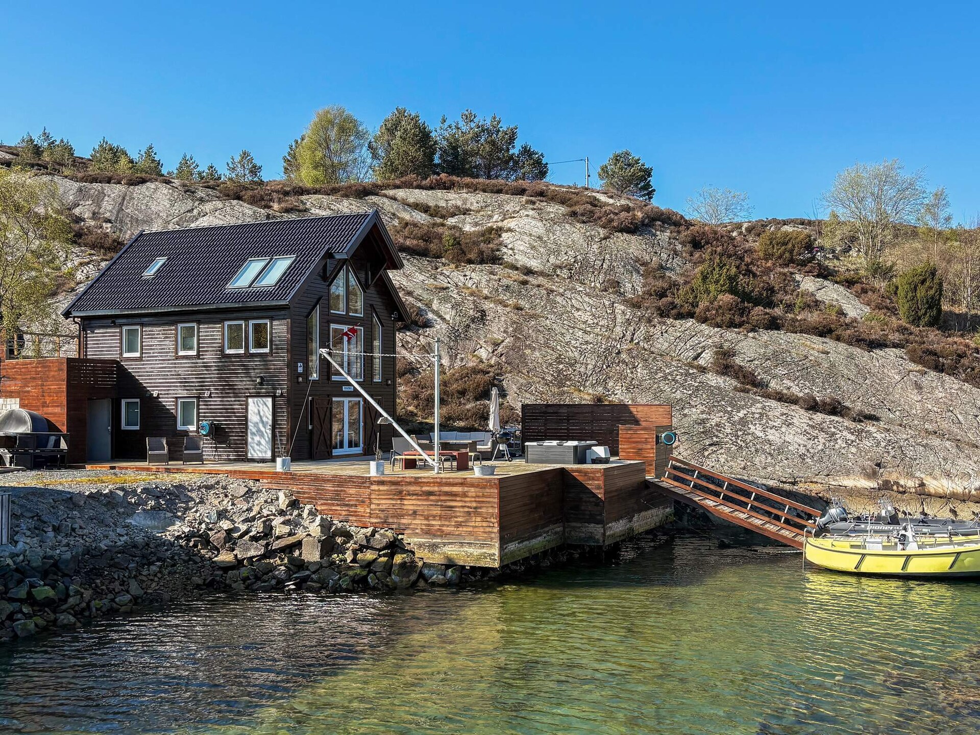 6-persoons vakantiehuis aan het meer in Urangsvåg met whirlpool - foto 18