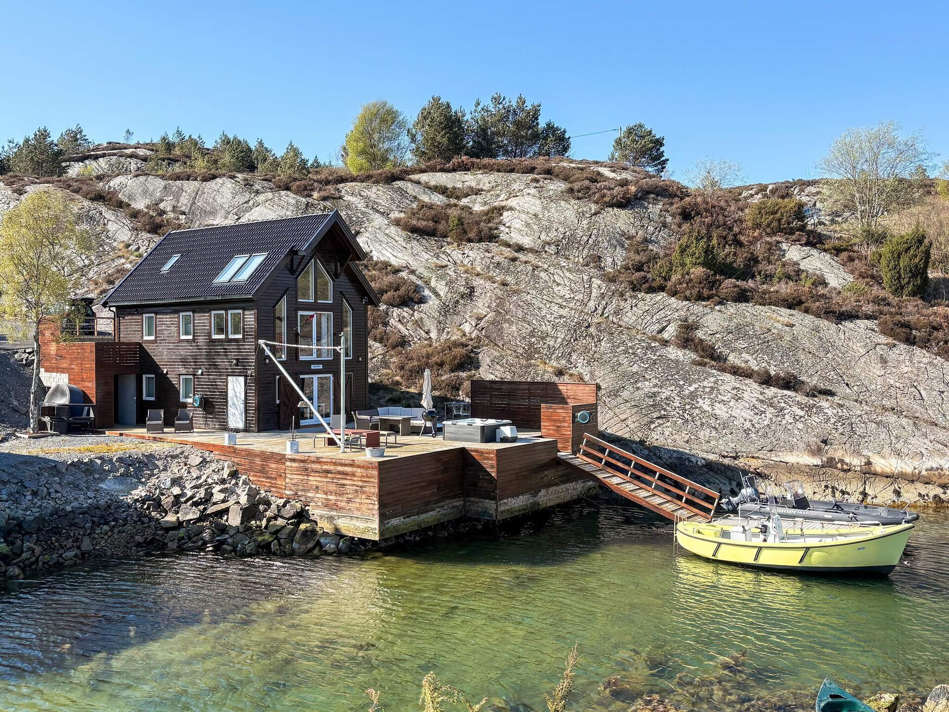 6-persoons vakantiehuis aan het meer in Urangsvåg met whirlpool - foto 34