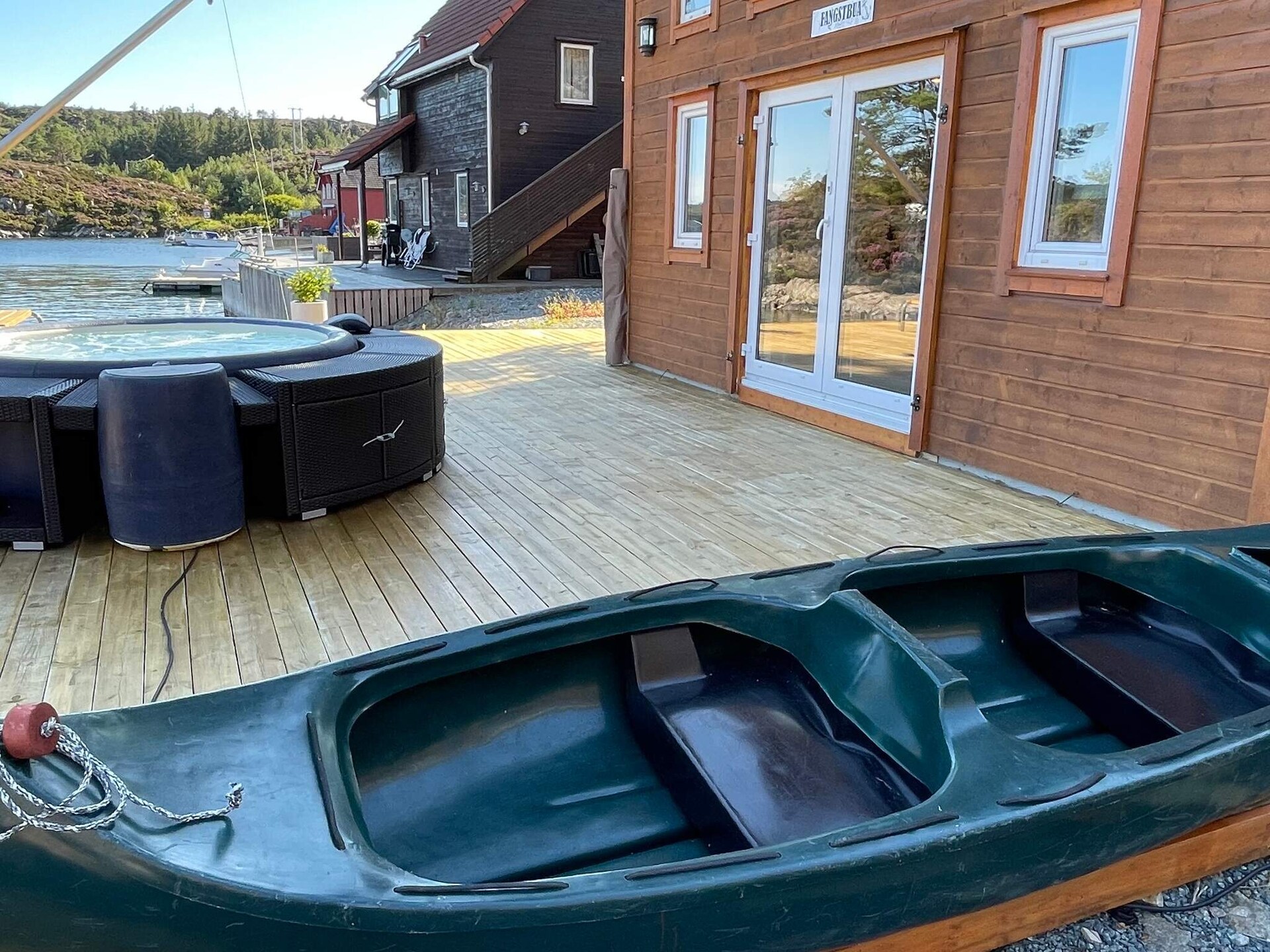 6-persoons vakantiehuis aan het meer in Urangsvåg met whirlpool - foto 47