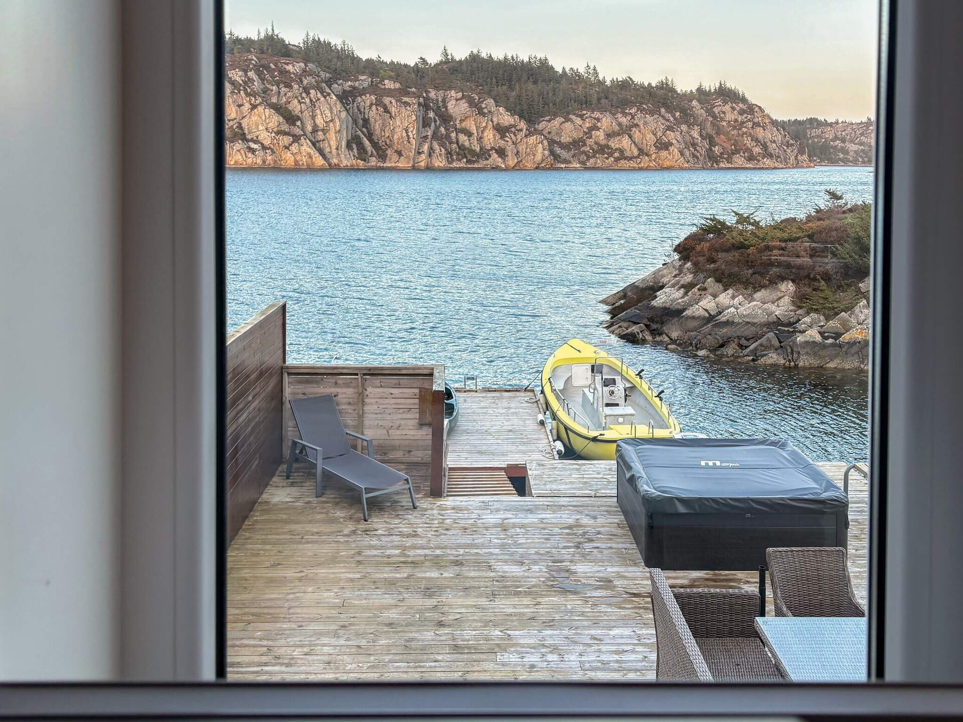 6-persoons vakantiehuis aan het meer in Urangsvåg met whirlpool - foto 50