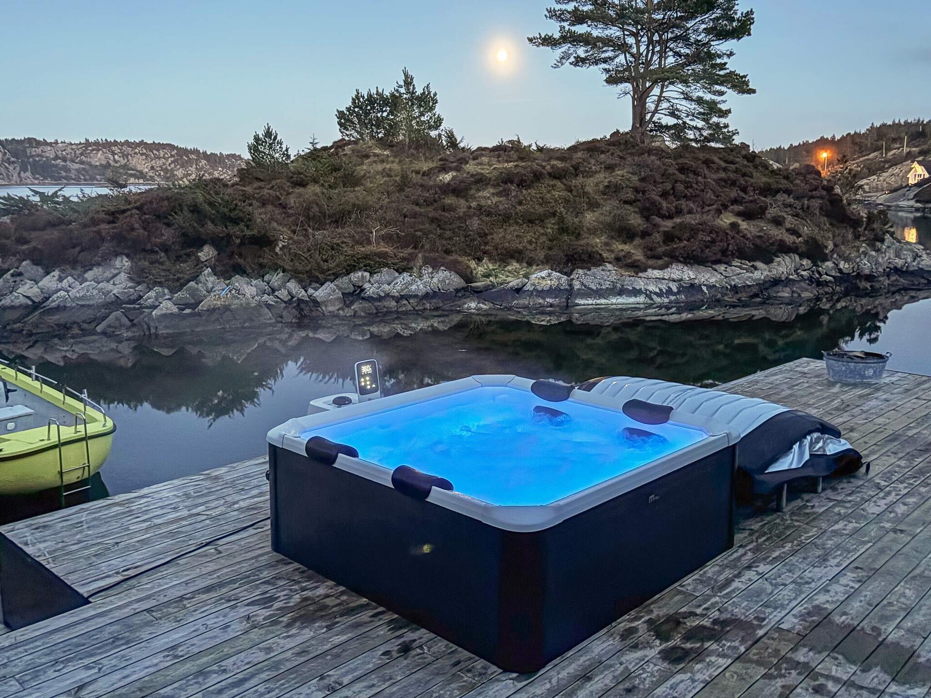 6-persoons vakantiehuis aan het meer in Urangsvåg met whirlpool - foto 52