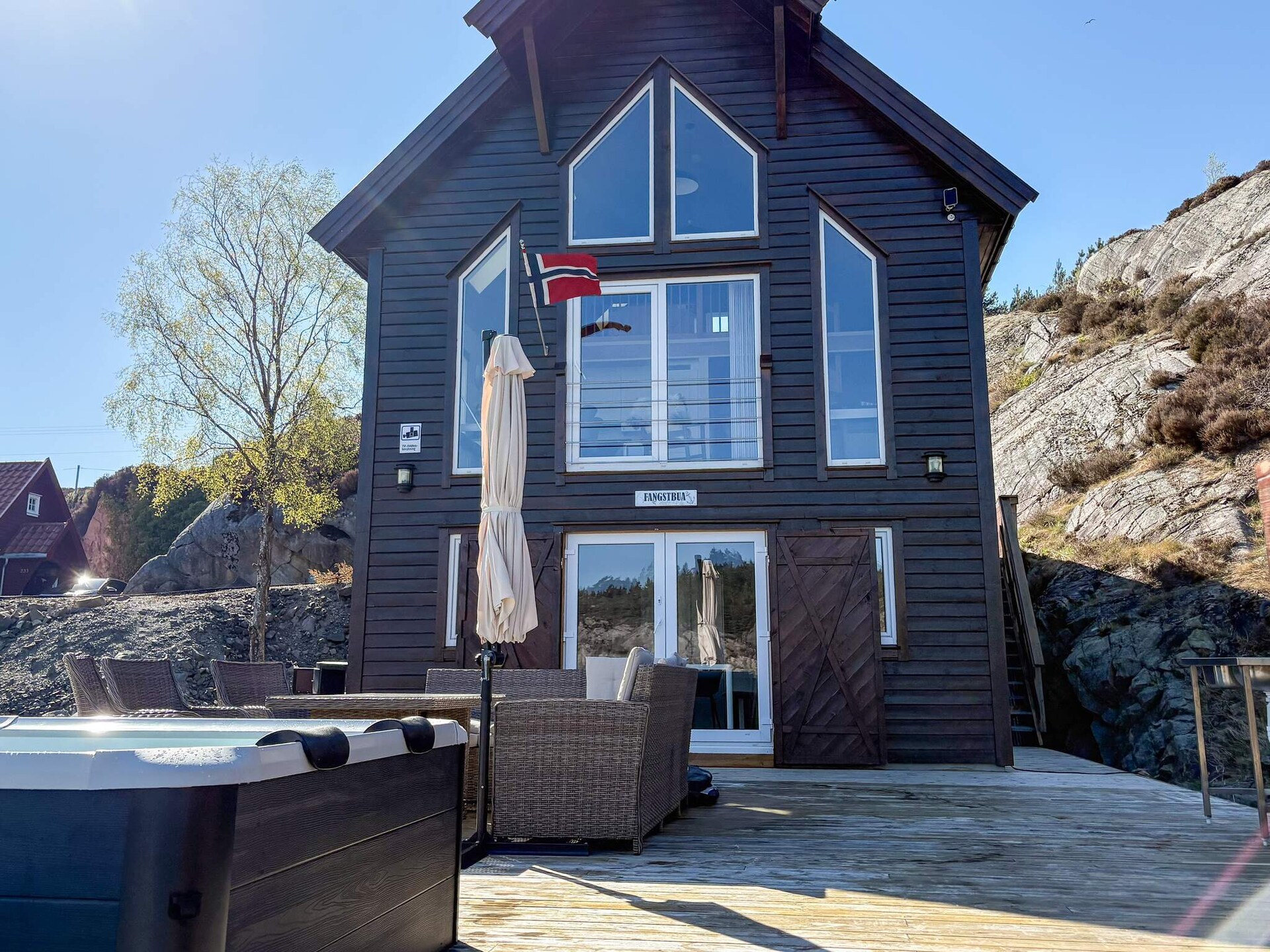 6-persoons vakantiehuis aan het meer in Urangsvåg met whirlpool - foto 53
