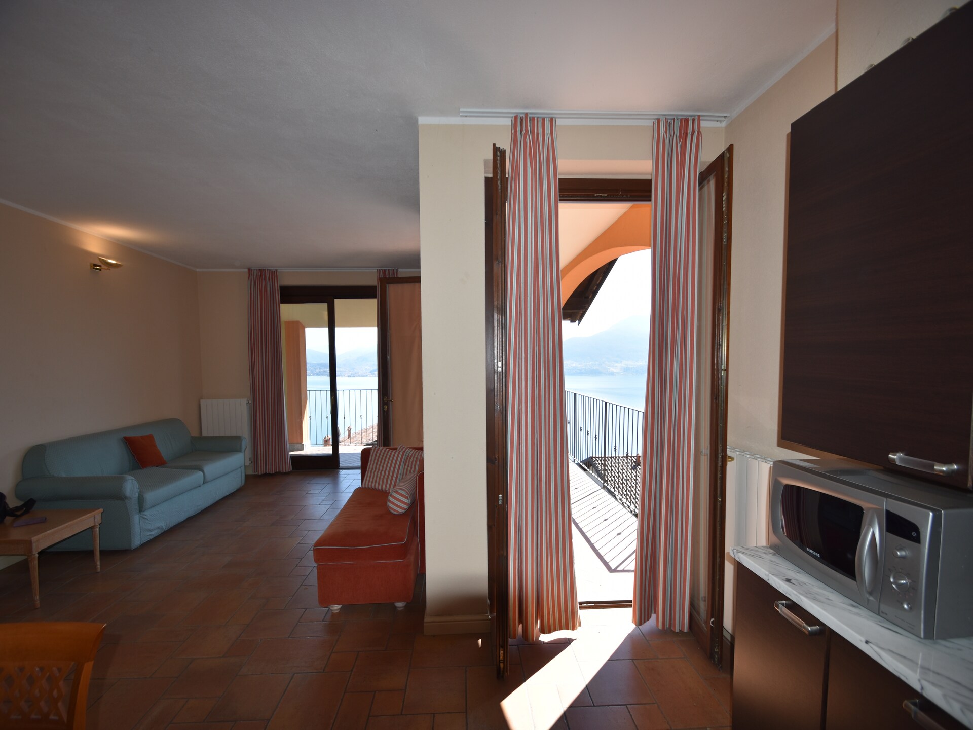 Knus vakantiehuis met privétuin en zwembad nabij het Lago Maggiore - foto 9