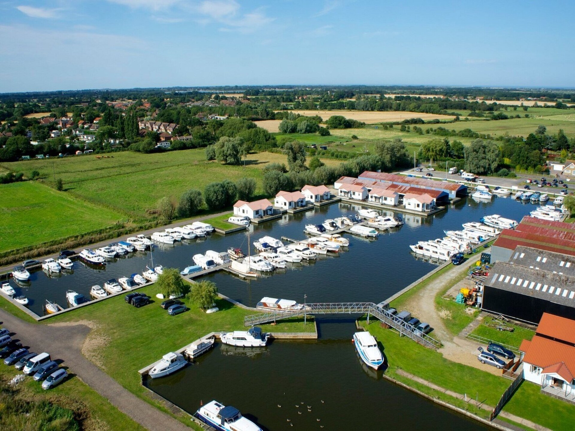 Waterlodge Blue Island: uniek overnachten aan het Veerse Meer - foto 14