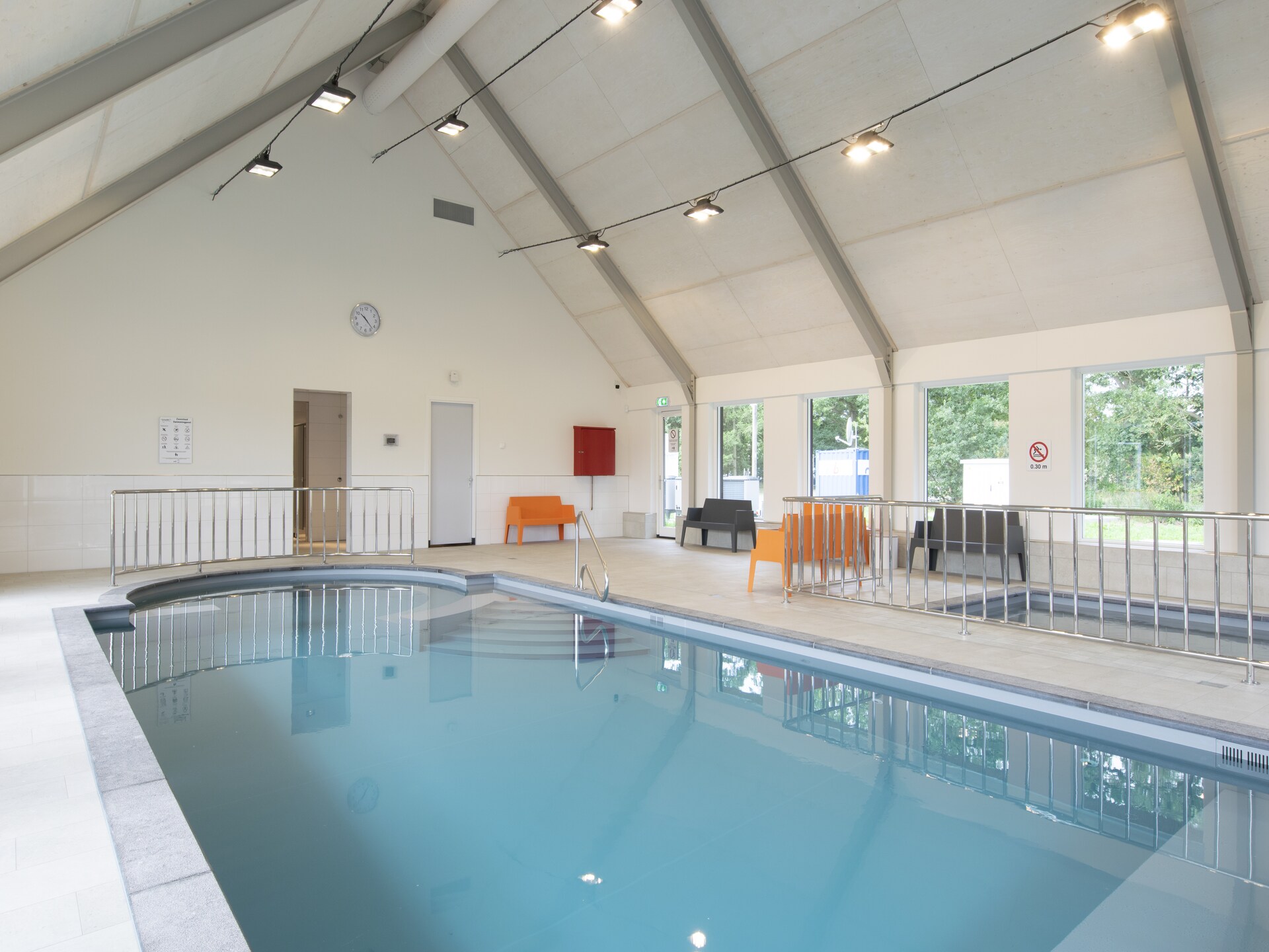 Luxe rietgedekte villa op Vakantiepark De Heihorsten in Someren - foto 2