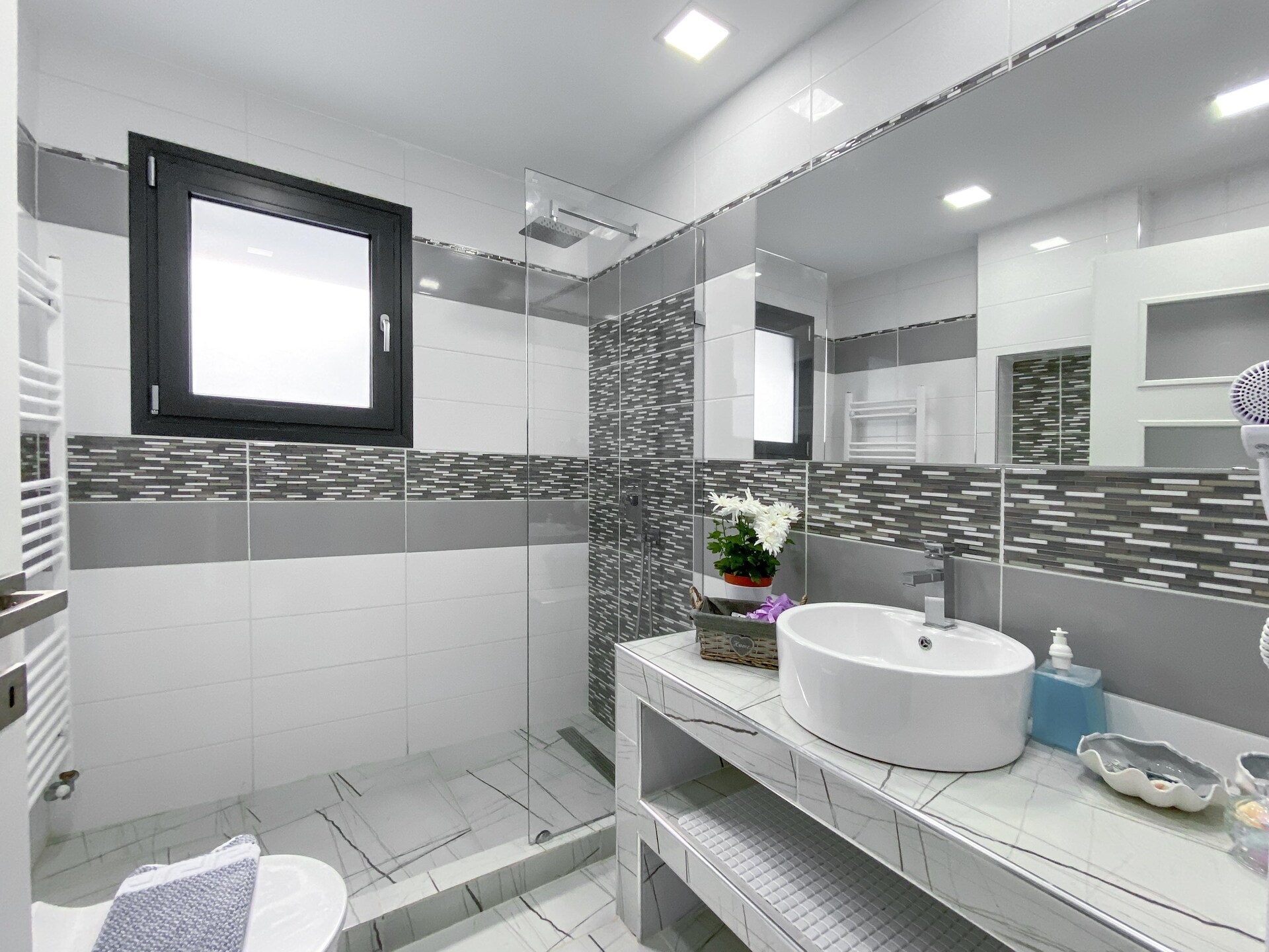 Diamond Luxury Villa Korfu: 6-slaapkamer villa met privézwembad direct aan zee - foto 24
