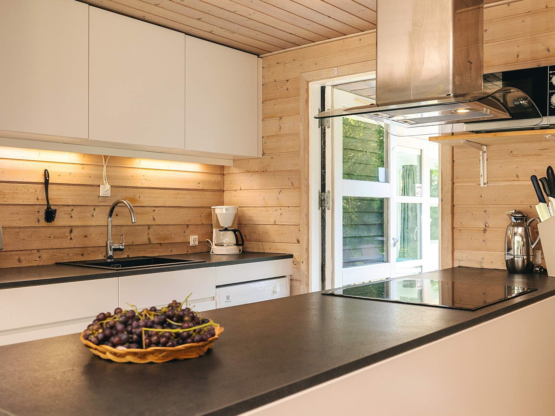 Luxe vakantiehuis met zwembad, sauna en whirlpool op 250m van zee in Bøtø - foto 19