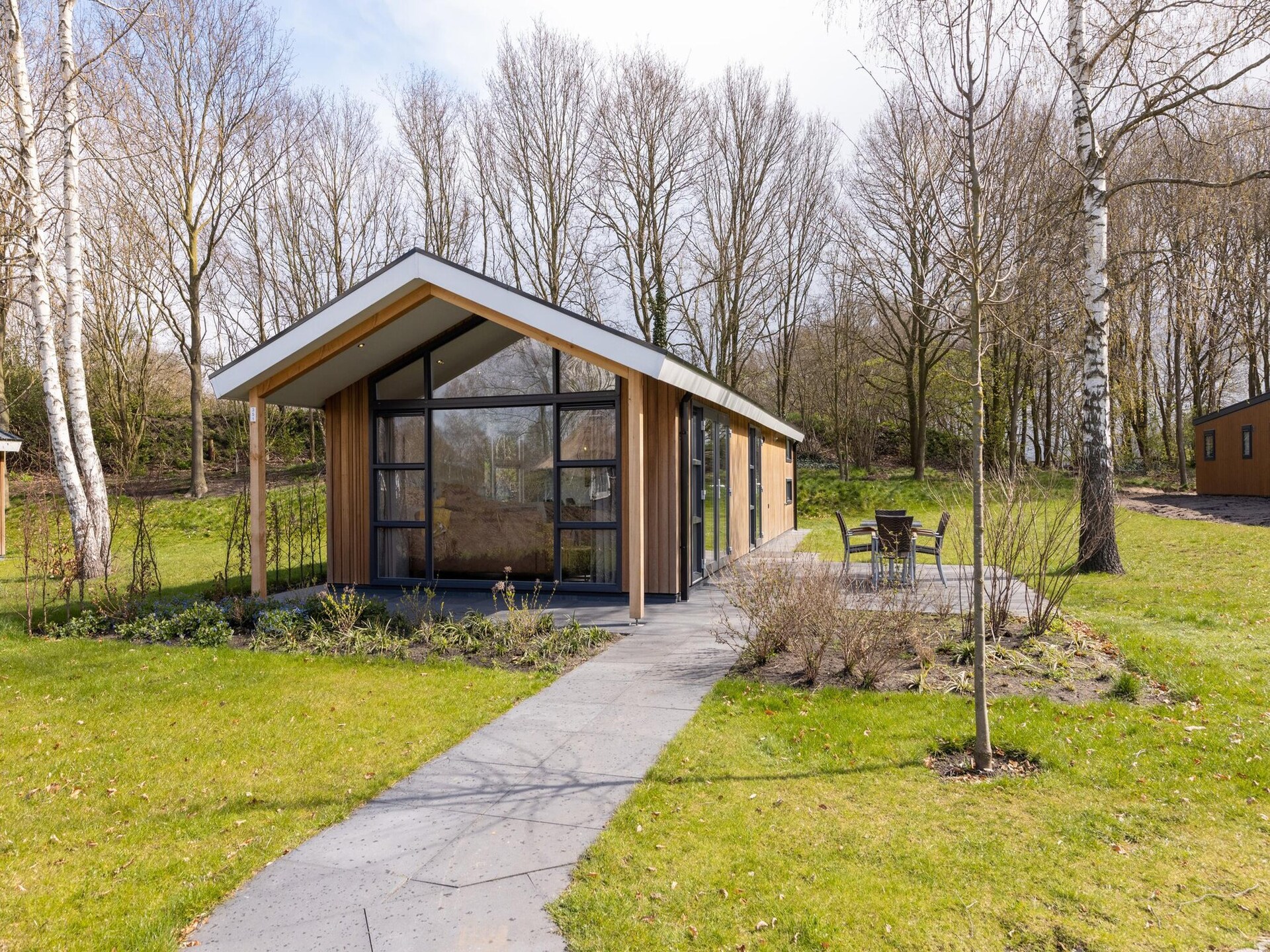 Lodge aan het meer in Hoge Hexel met tuin, huisdier welkom - foto 2