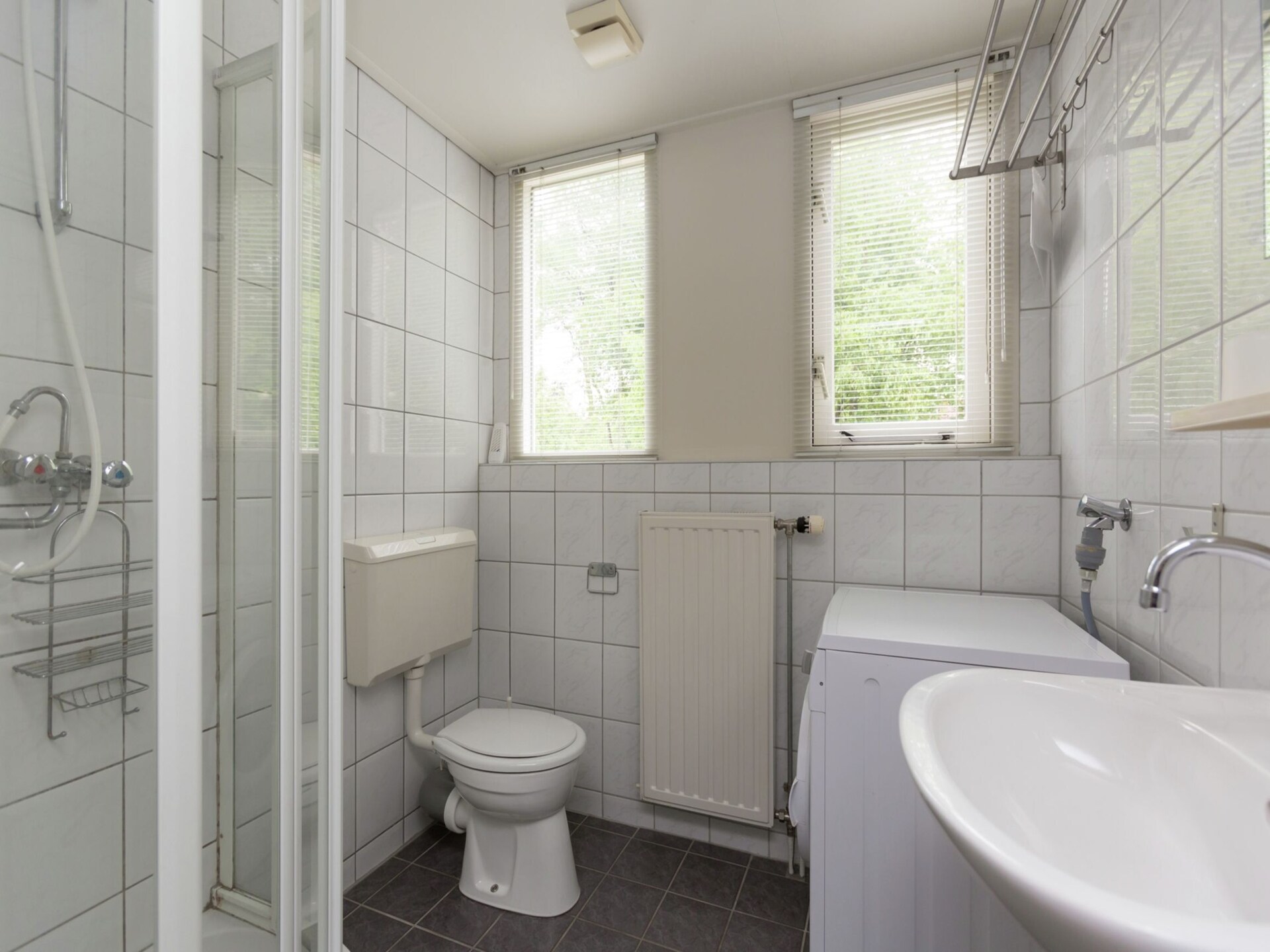 Ús Plakje: Ruim vakantiehuis in het bos van De Lemelerberg - foto 28