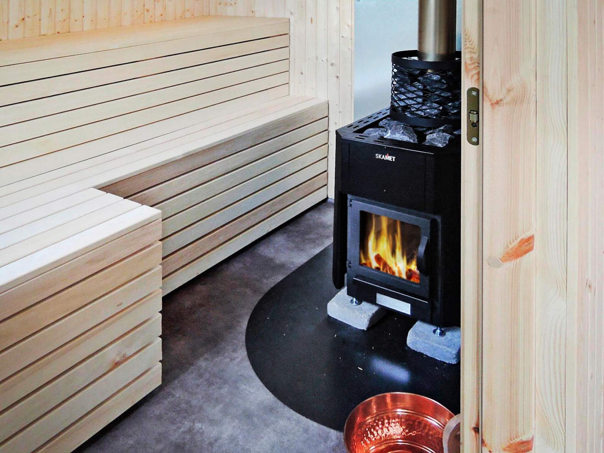Exclusief vakantiehuis op eigen landtong aan het meer Skeingesjön bij Osby - foto 13
