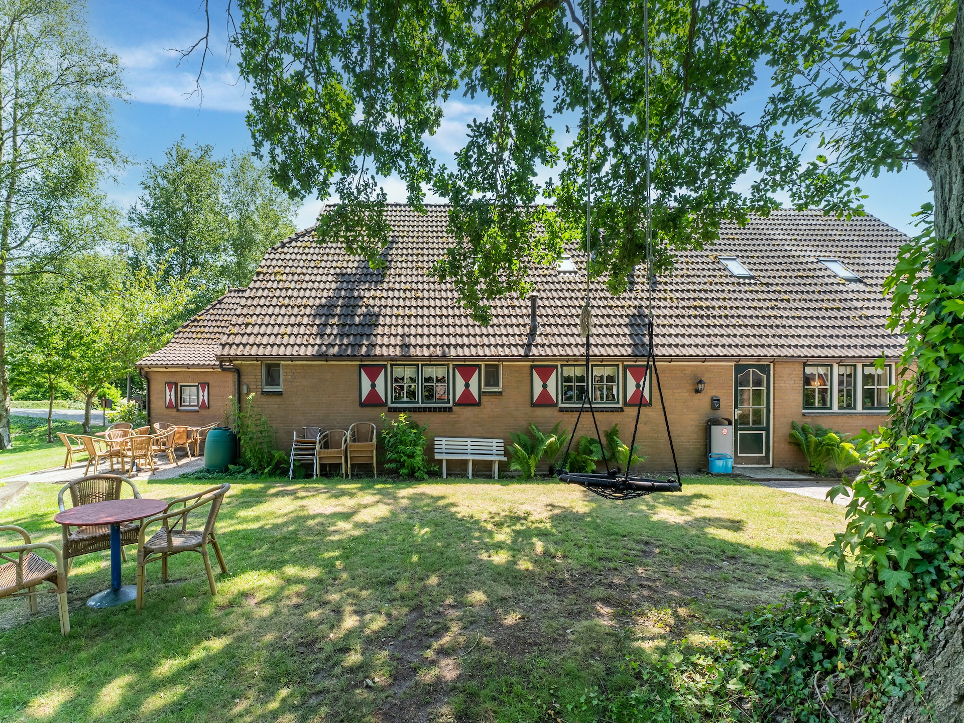 22-persoons boerderij in Giethoorn met terras aan het water - foto 24
