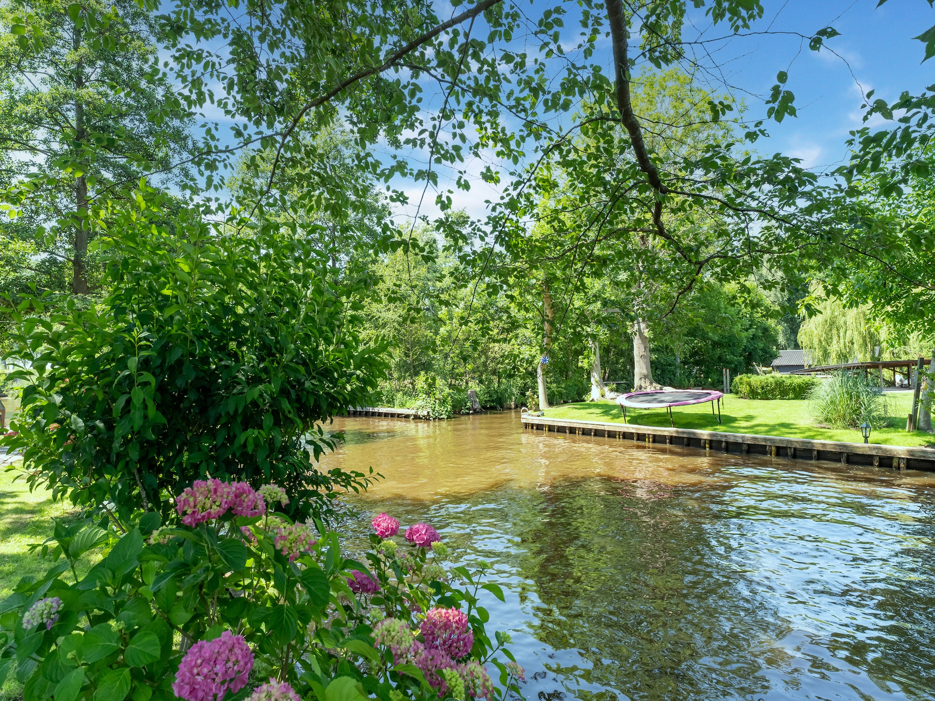 22-persoons boerderij in Giethoorn met terras aan het water - foto 30