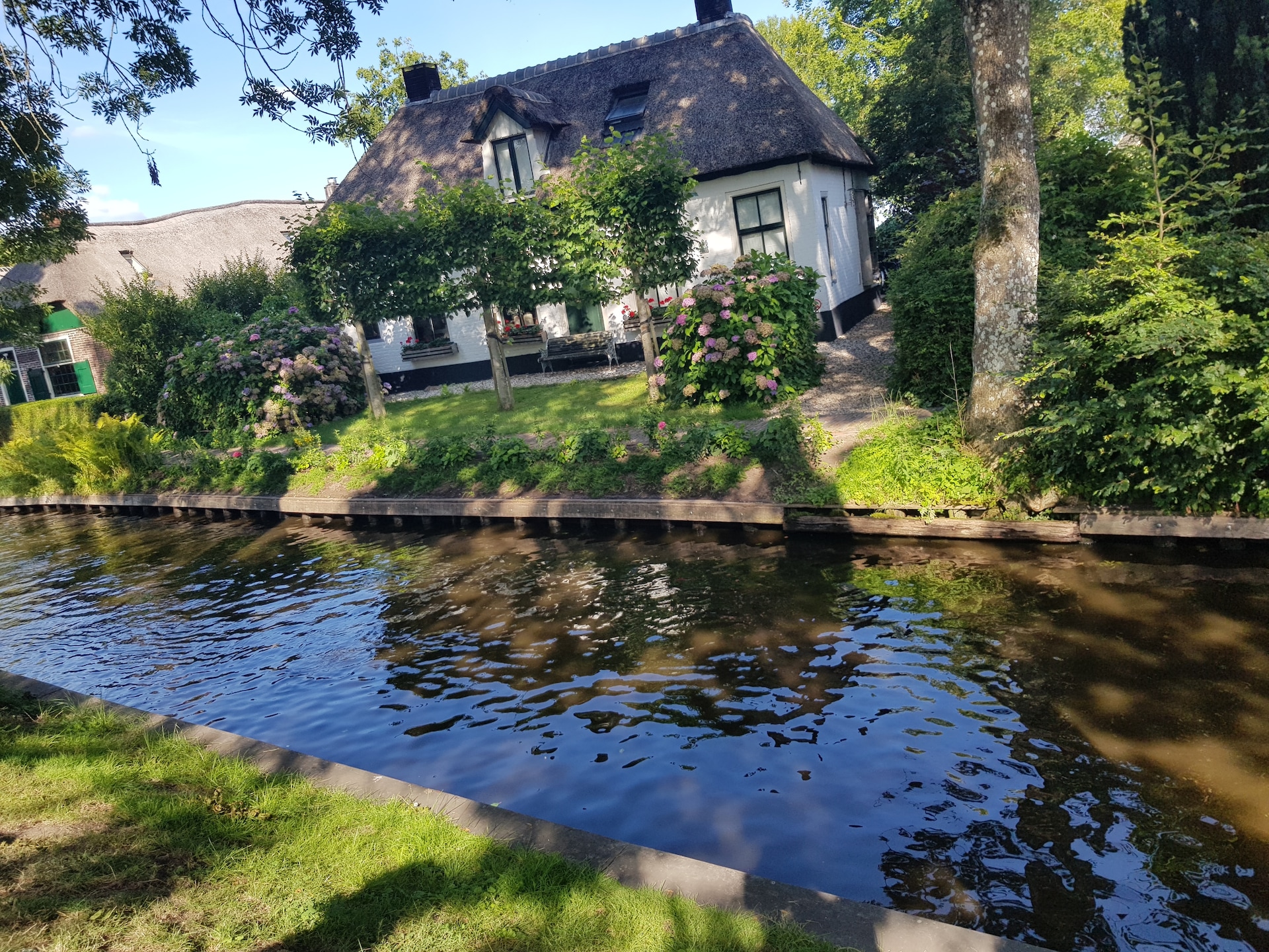 22-persoons boerderij in Giethoorn met terras aan het water - foto 39