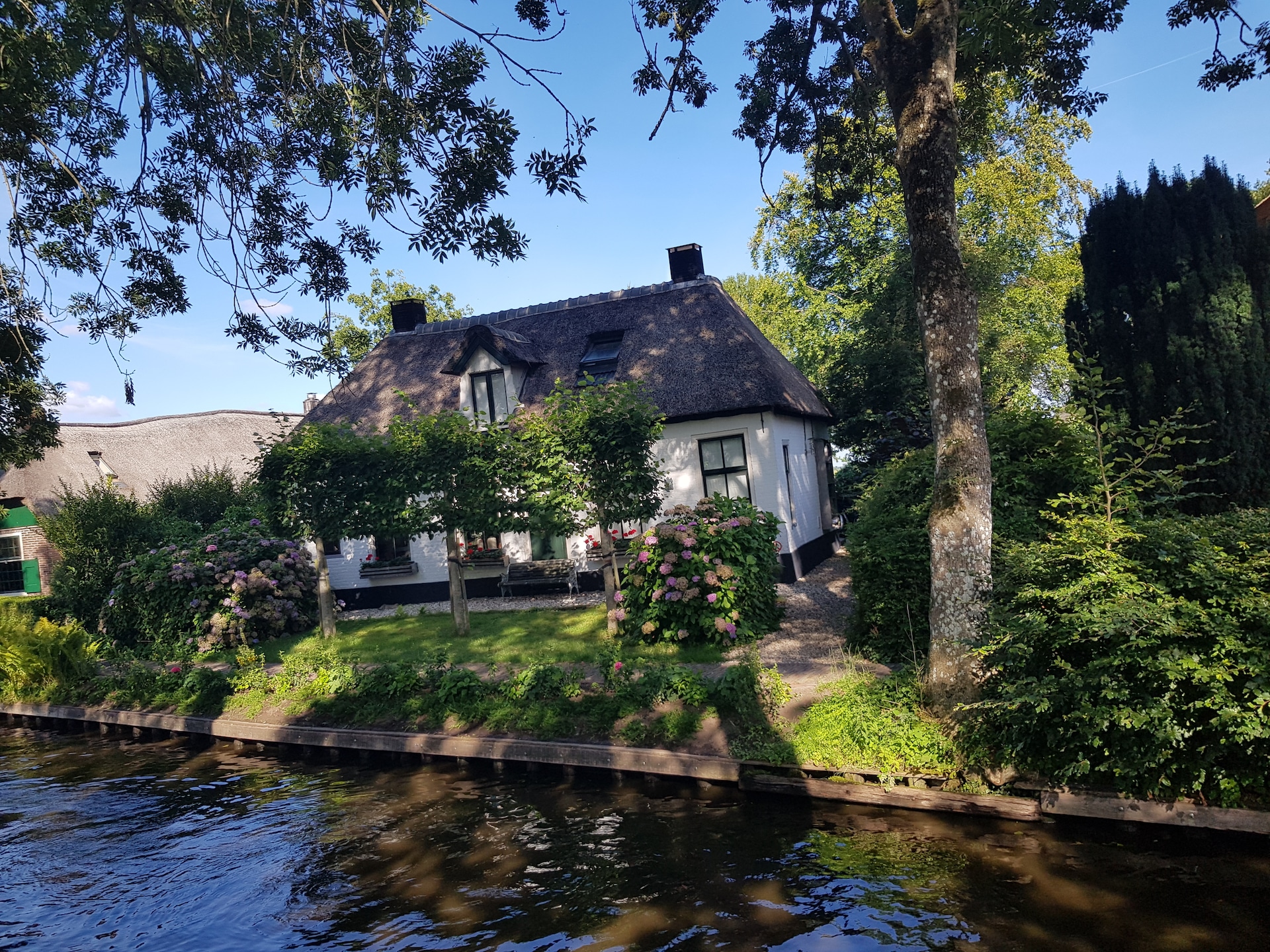 22-persoons boerderij in Giethoorn met terras aan het water - foto 33