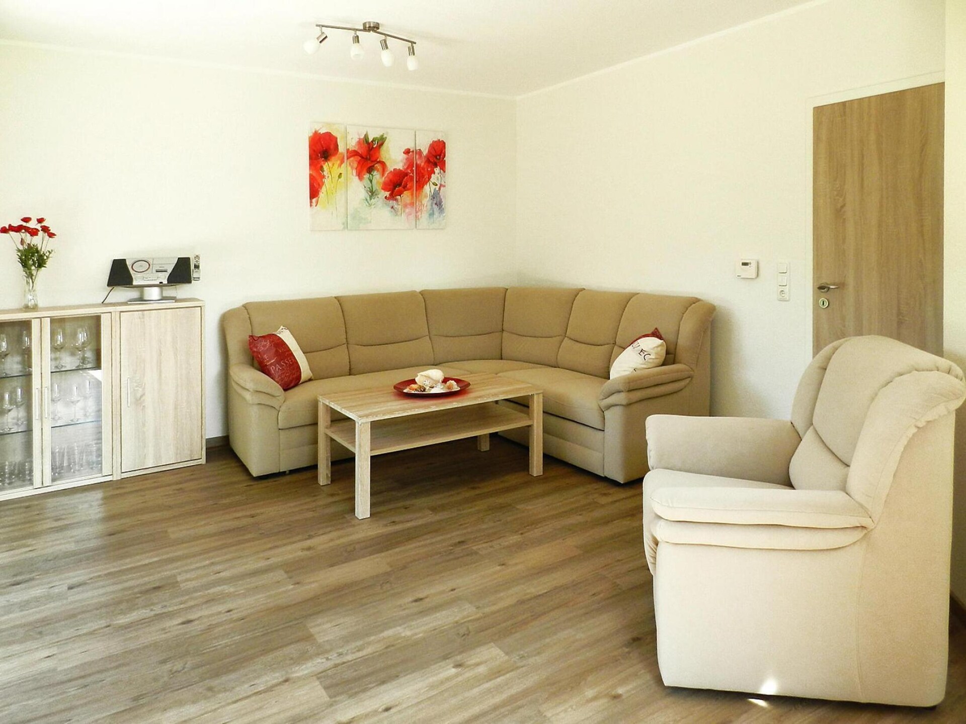 Zweeds ingericht appartement aan de golfbaan in Rastede met tuinterras - foto 5