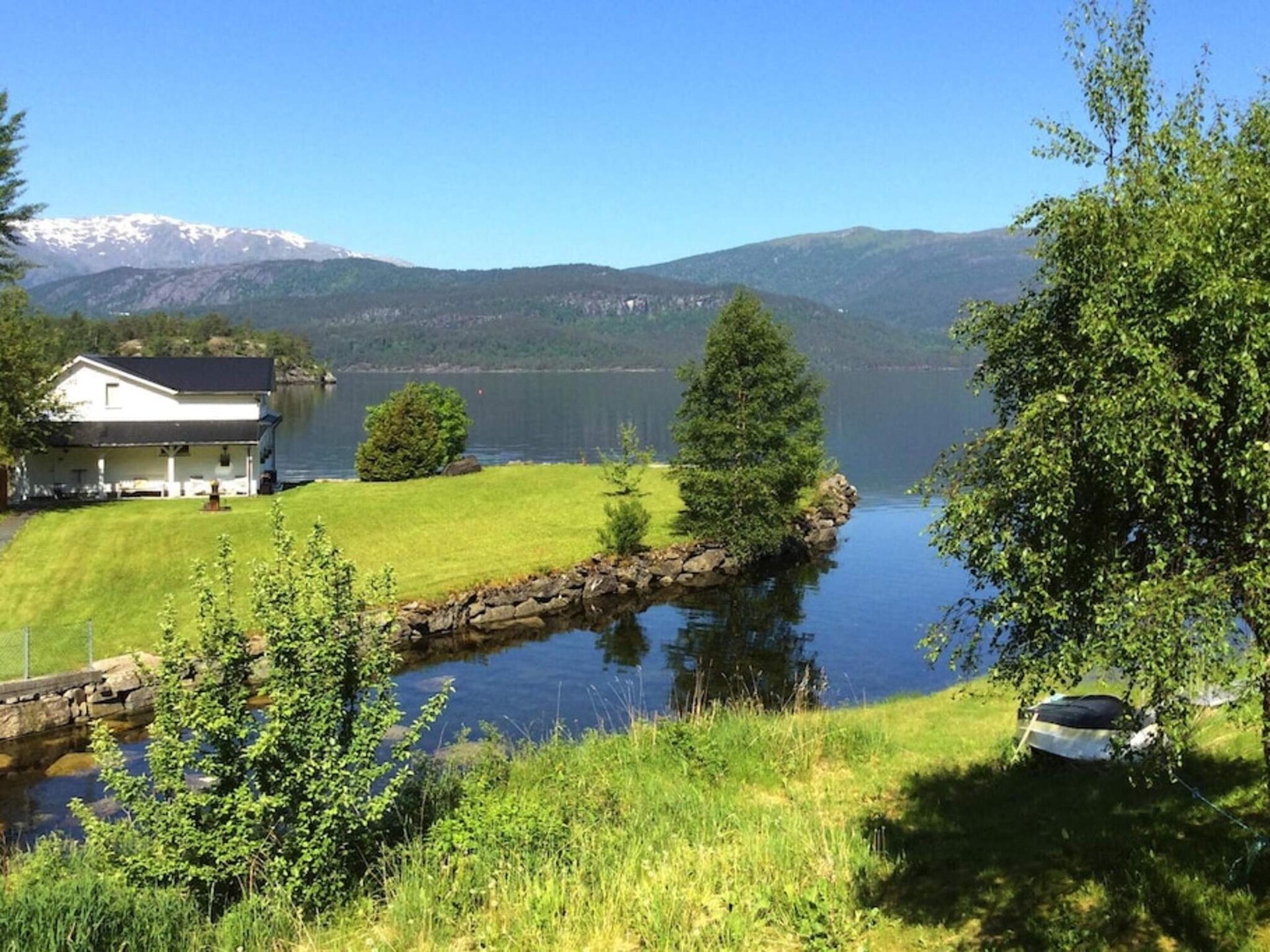 Vrijstaand vakantiehuis aan het water met panoramisch fjorduitzicht bij Tysse - foto 22