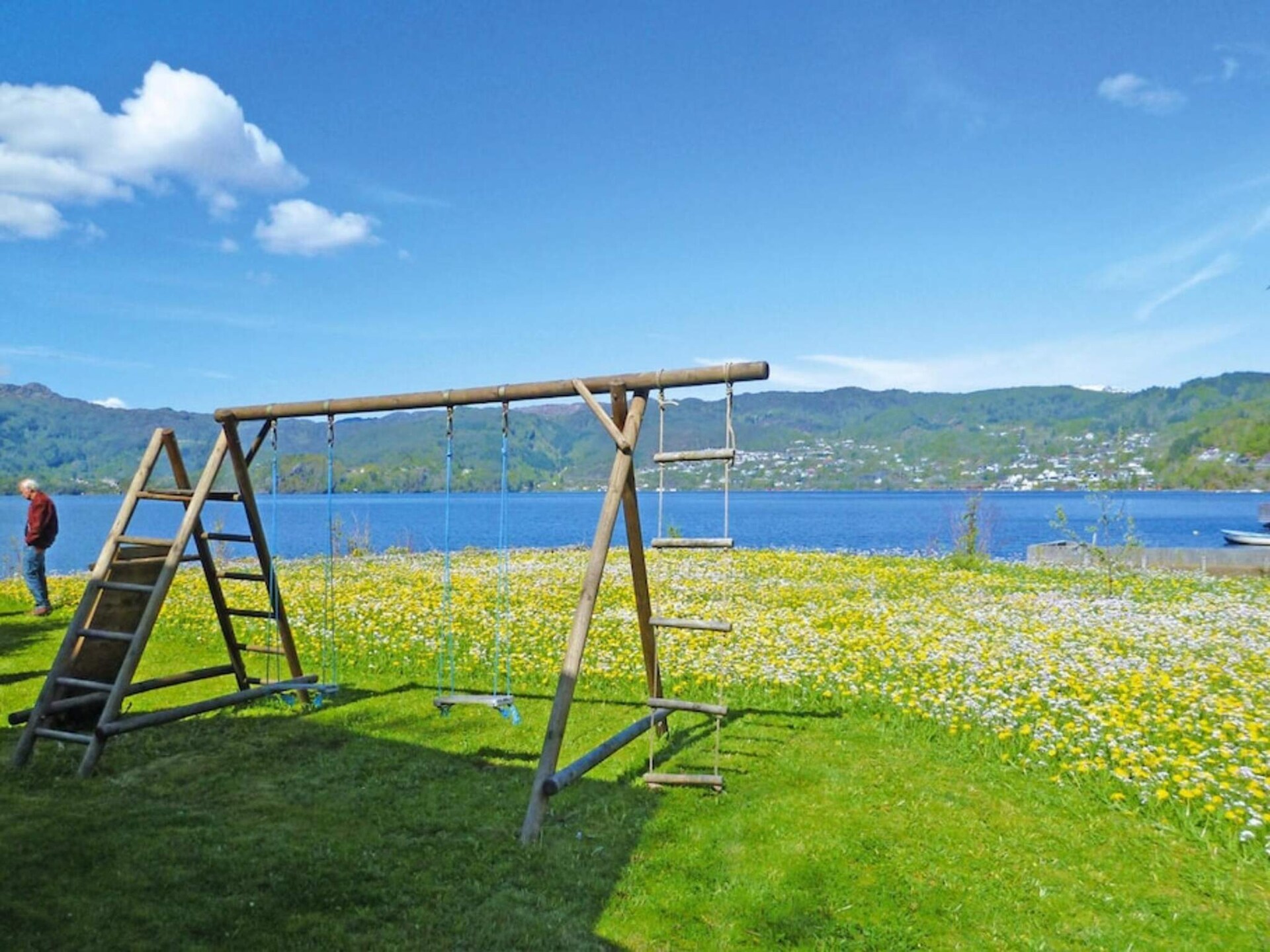 Vrijstaand vakantiehuis aan het water met panoramisch fjorduitzicht bij Tysse - foto 25