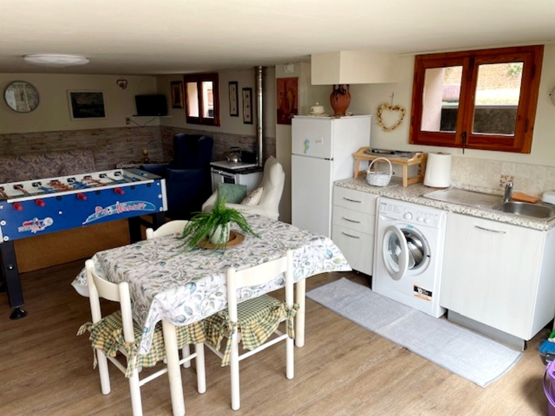 Vrijstaand chalet in Marliana met panoramisch uitzicht over de Toscaanse heuvels - foto 2