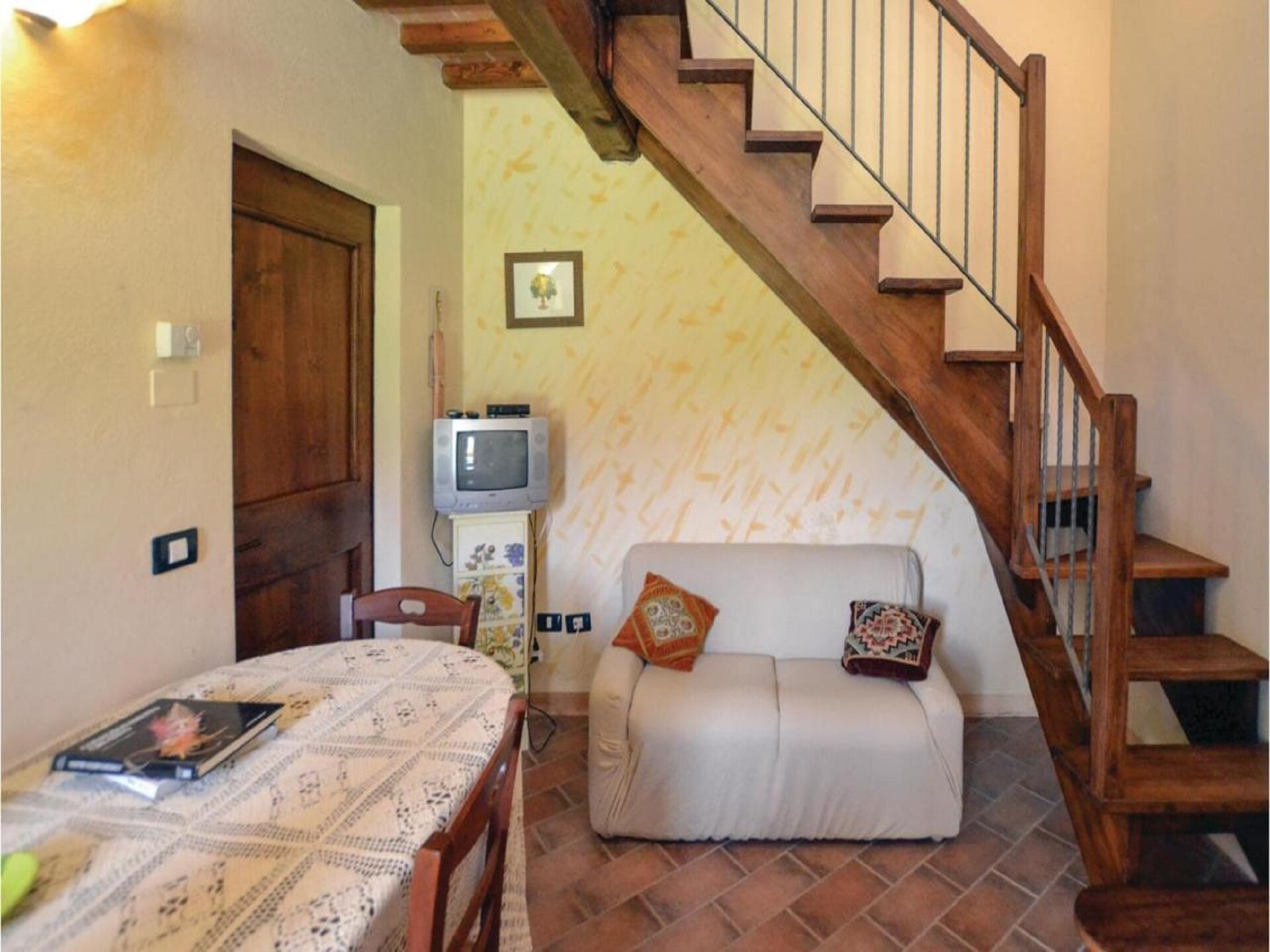 Ruim vakantiehuis voor 30 personen met privézwembad in Città di Castello - foto 8