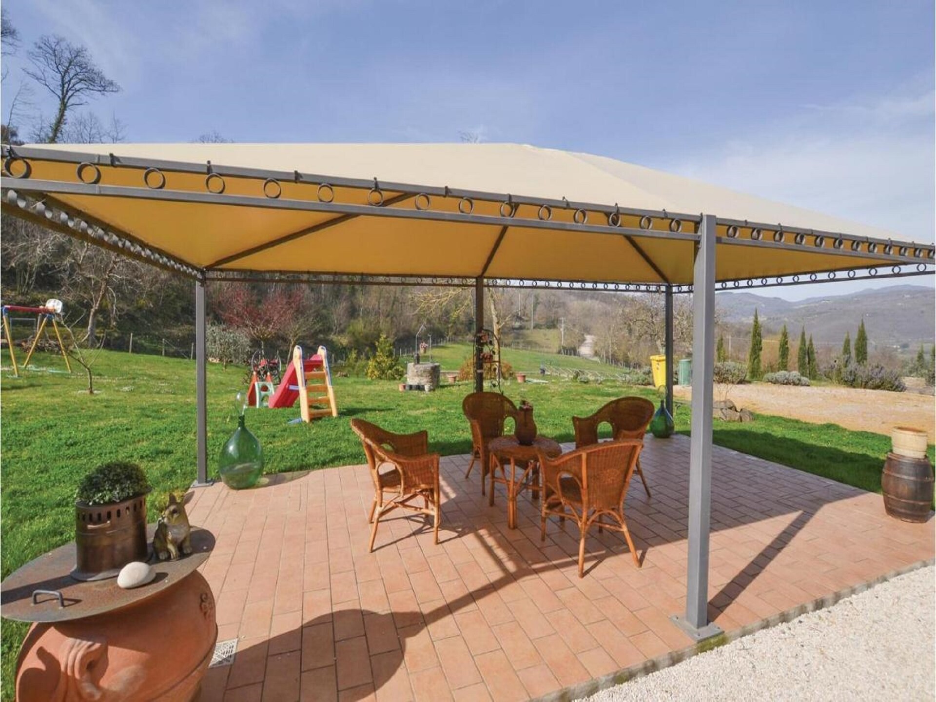 Ruim vakantiehuis voor 30 personen met privézwembad in Città di Castello - foto 31