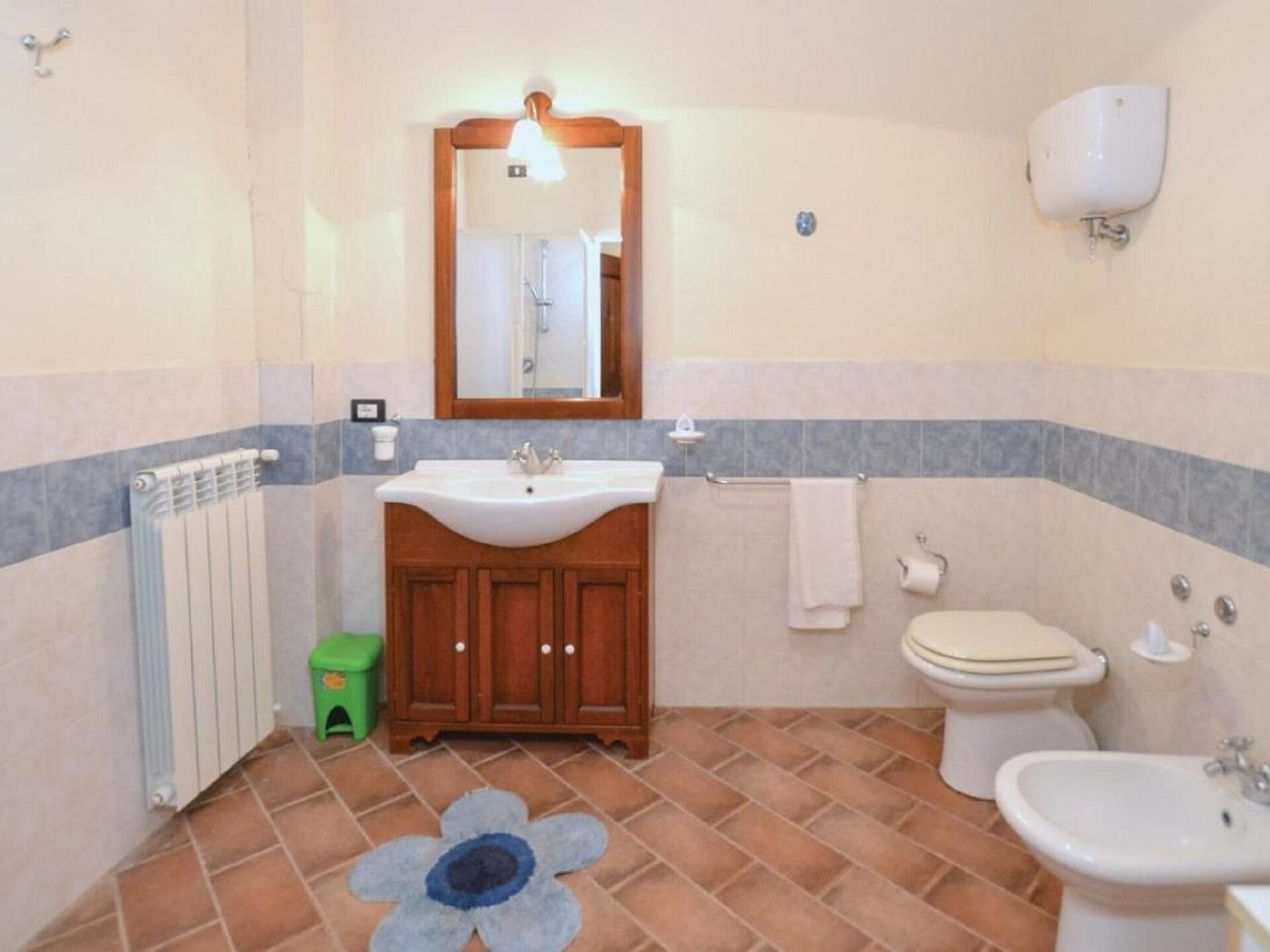 Ruim vakantiehuis voor 30 personen met privézwembad in Città di Castello - foto 25