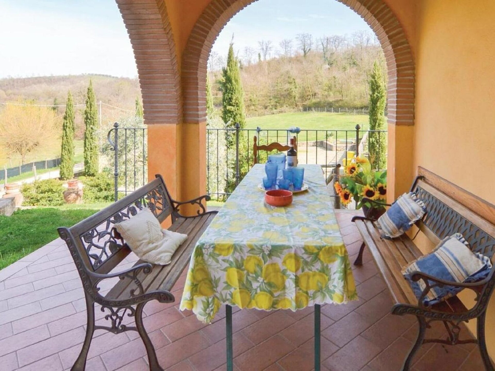Ruim vakantiehuis voor 30 personen met privézwembad in Città di Castello - foto 30