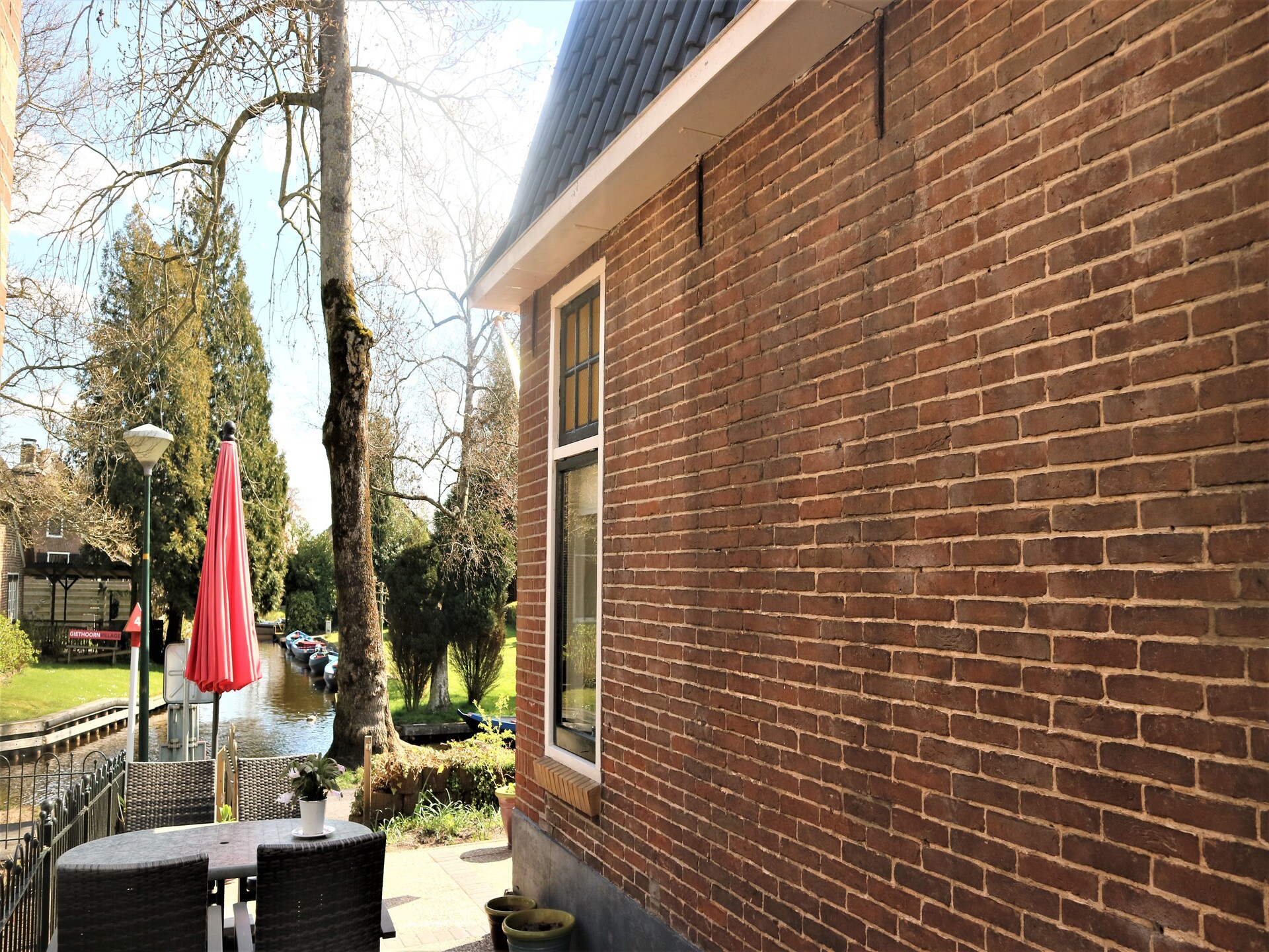 Sfeervol appartement met ontbijt en kano in hartje Giethoorn - foto 21