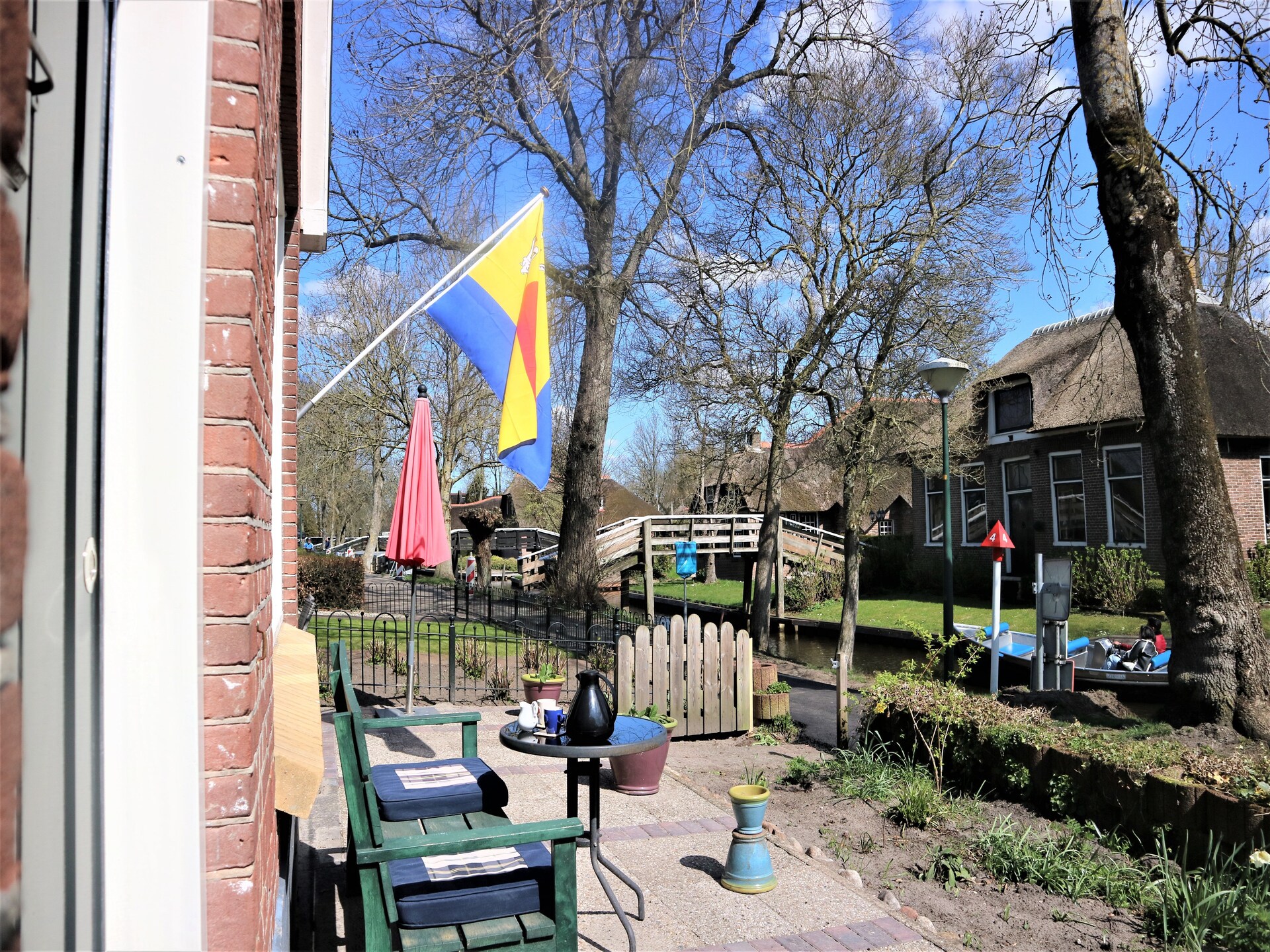 Sfeervol appartement met ontbijt en kano in hartje Giethoorn - foto 22