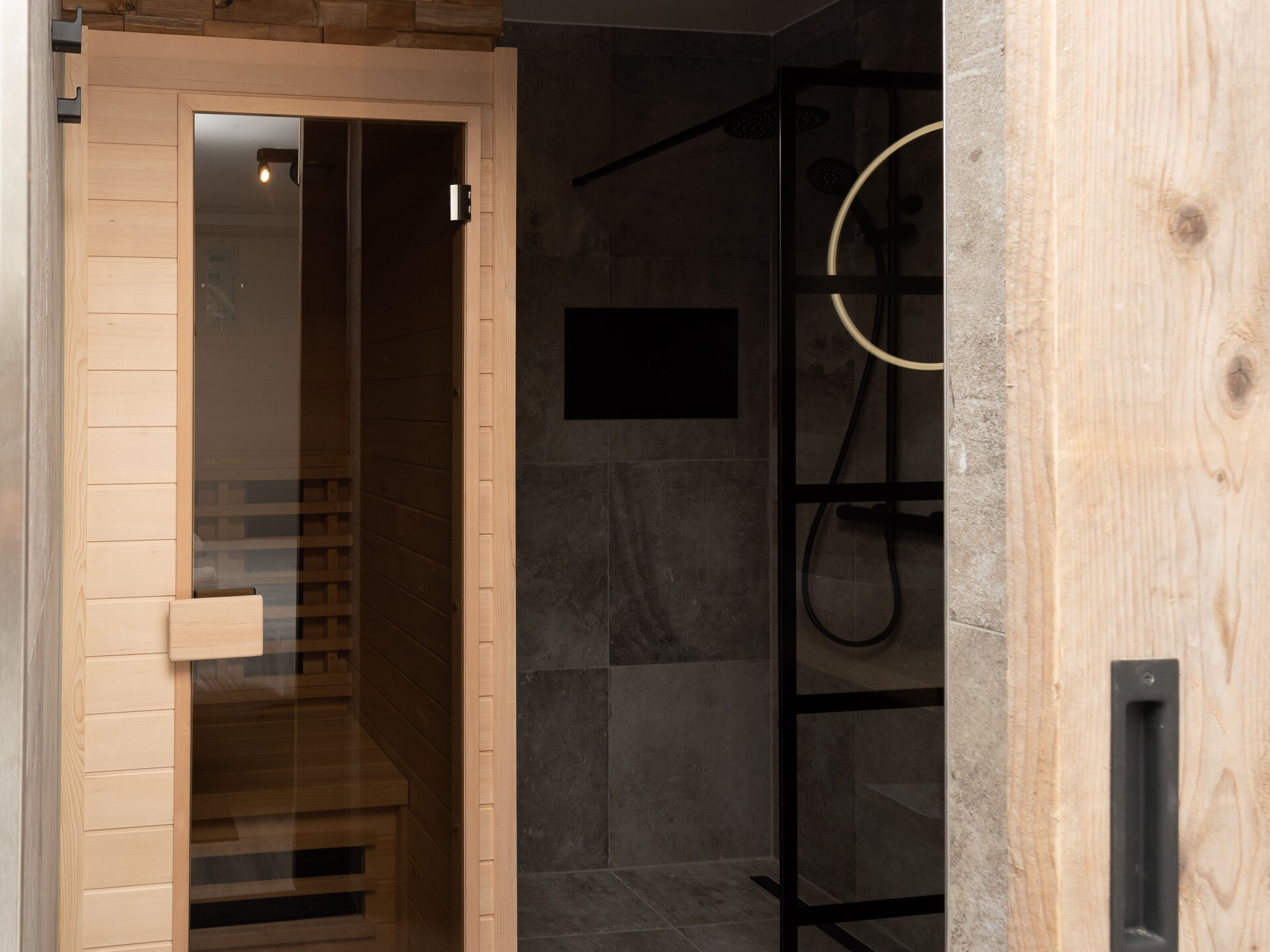 Chic appartement in hartje Renesse met terras en infrarood sauna - foto 21