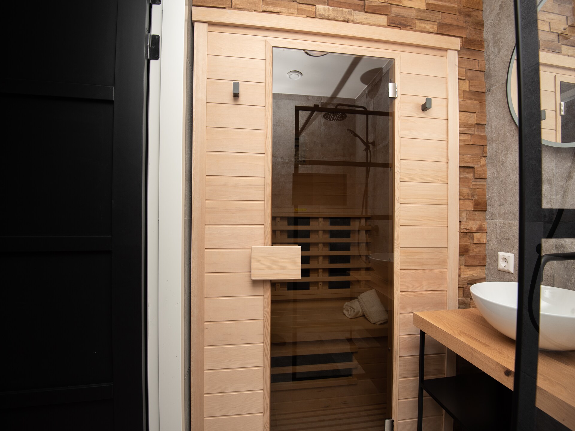 Appartement in hartje Renesse met infraroodsauna en balkon - foto 24