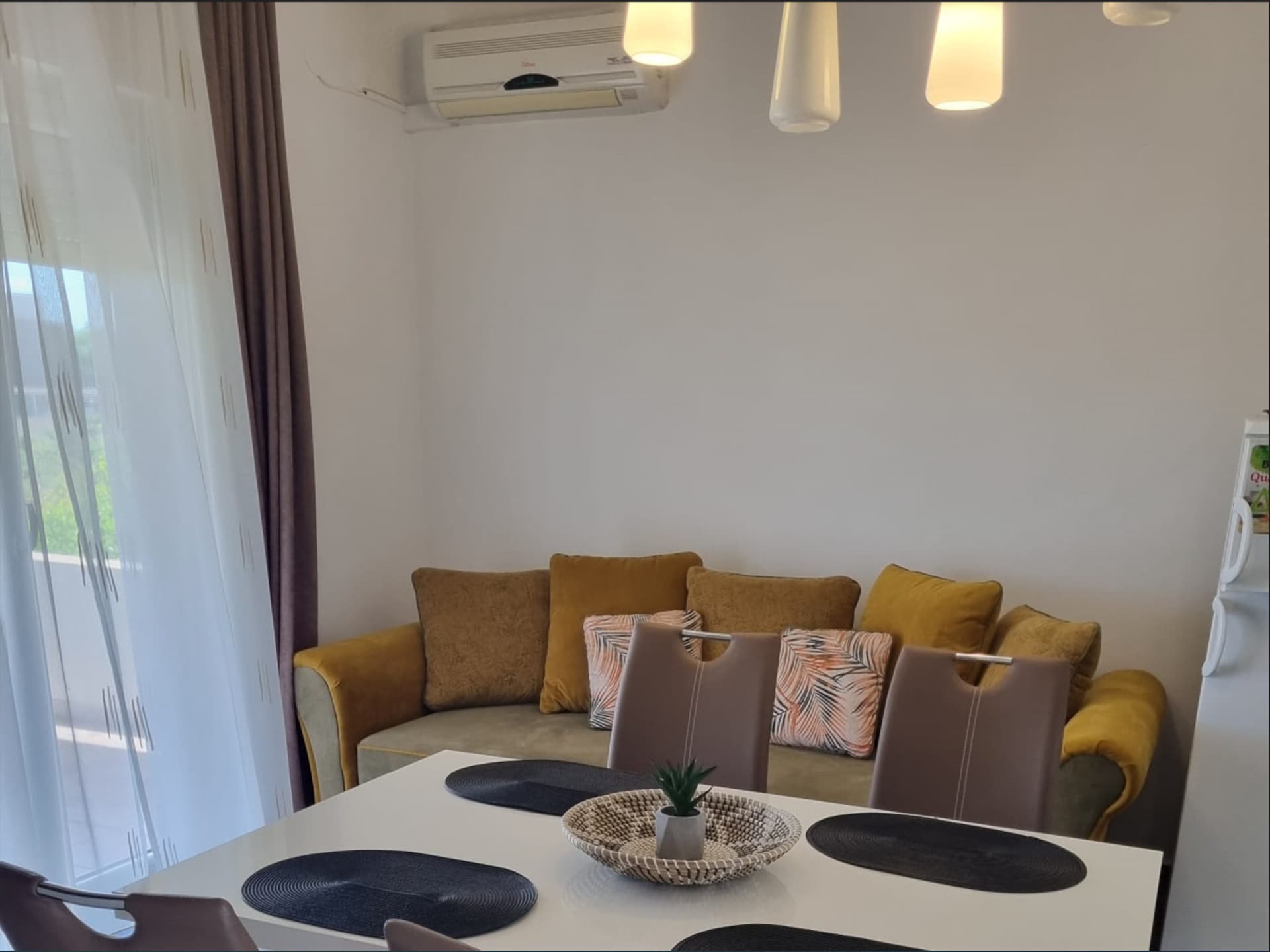 4-persoons vakantiehuis in centrum Privlaka direct aan zee - foto 11