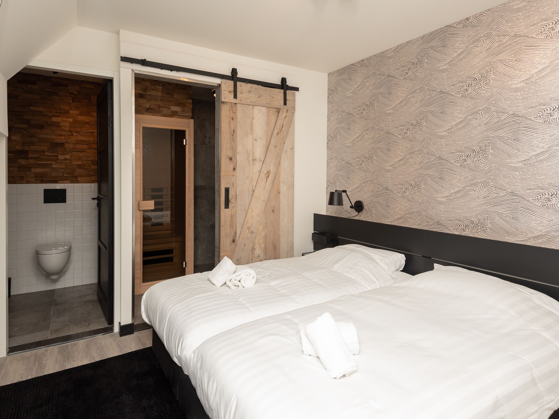 Chique appartement in hartje Renesse met balkon en infrarood sauna - foto 8