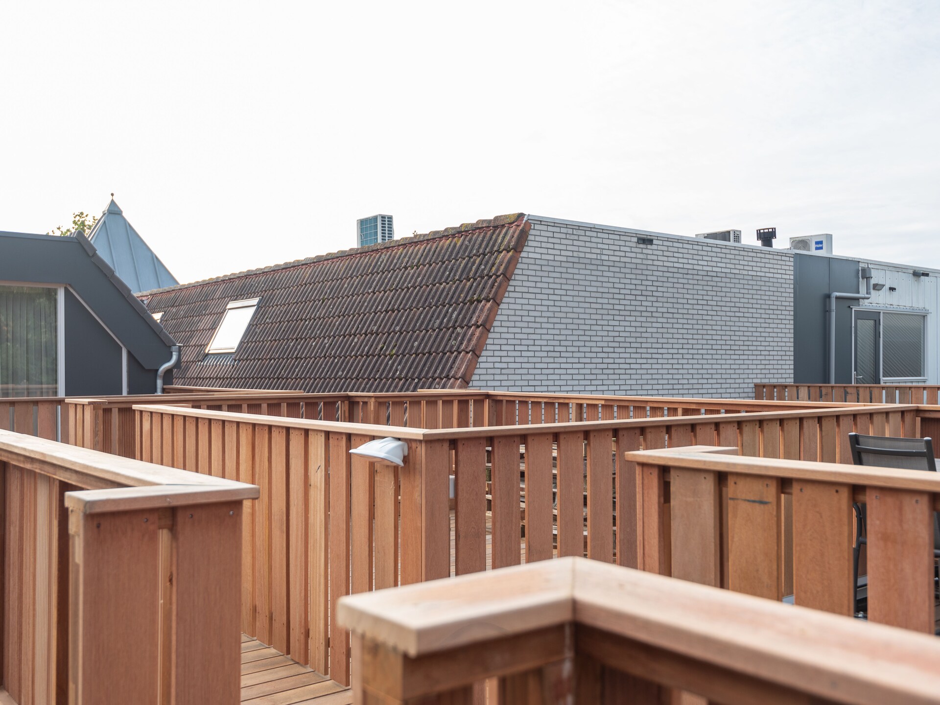 Chique appartement in hartje Renesse met balkon en infrarood sauna - foto 26