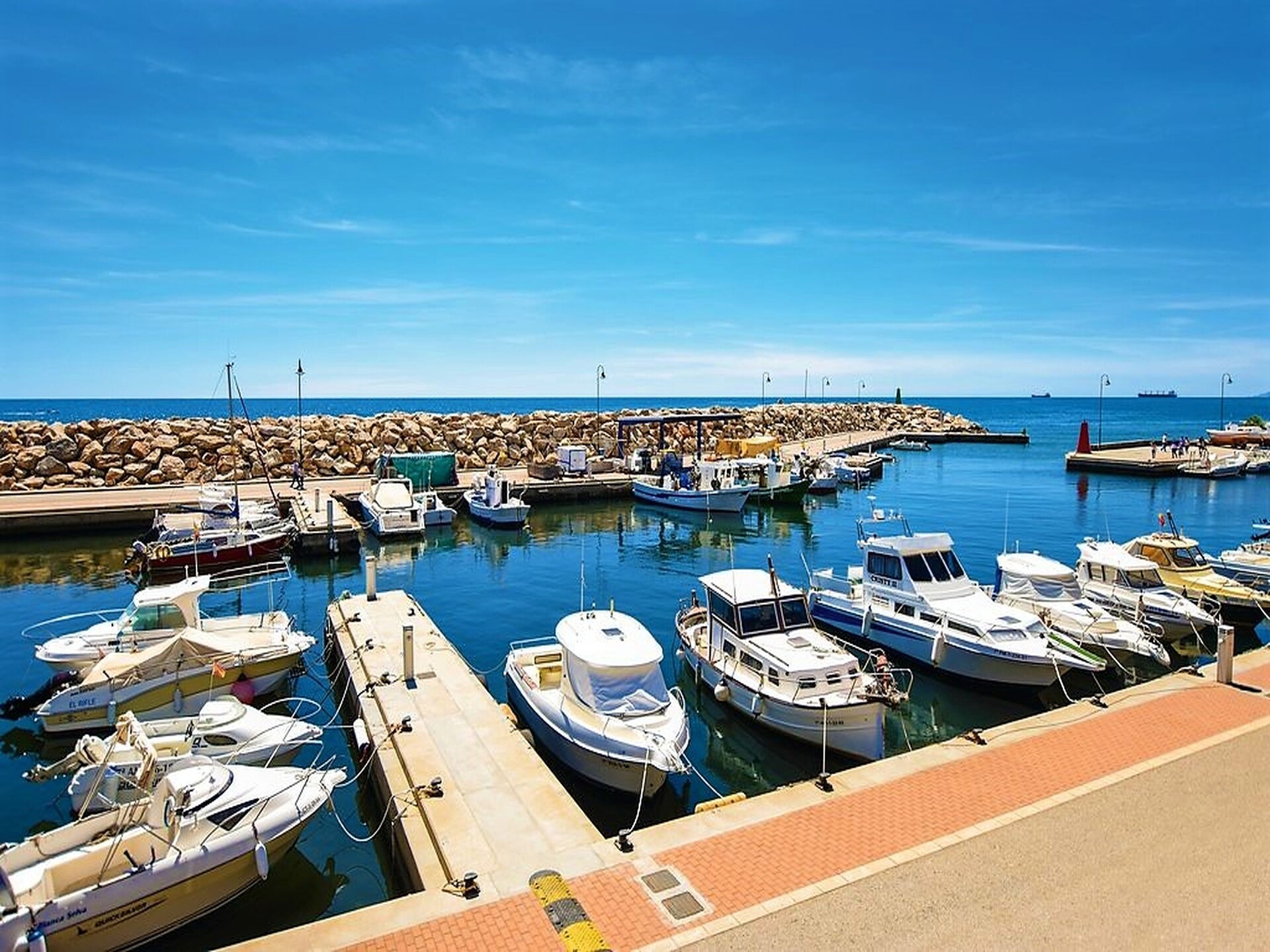 Zonnig appartement met dakterras en zwembad nabij golfbaan en strand - foto 31