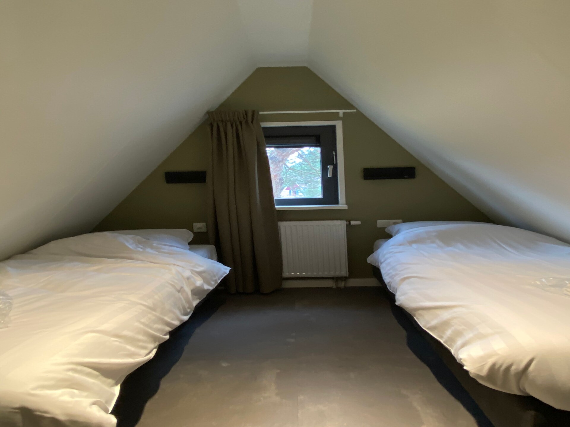Ruime vrijstaande villa voor 12 personen in bosrijk vakantiepark bij Breda - foto 10