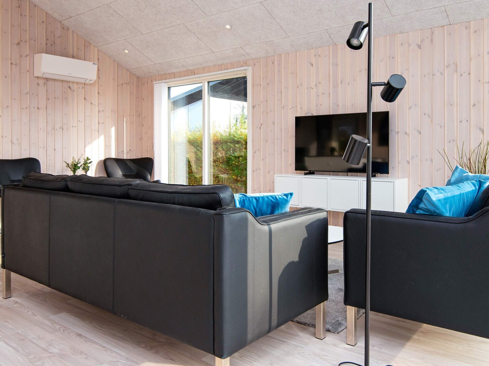 Modern vakantiehuis met whirlpool en sauna op 150 meter van het strand in Børkop - foto 23