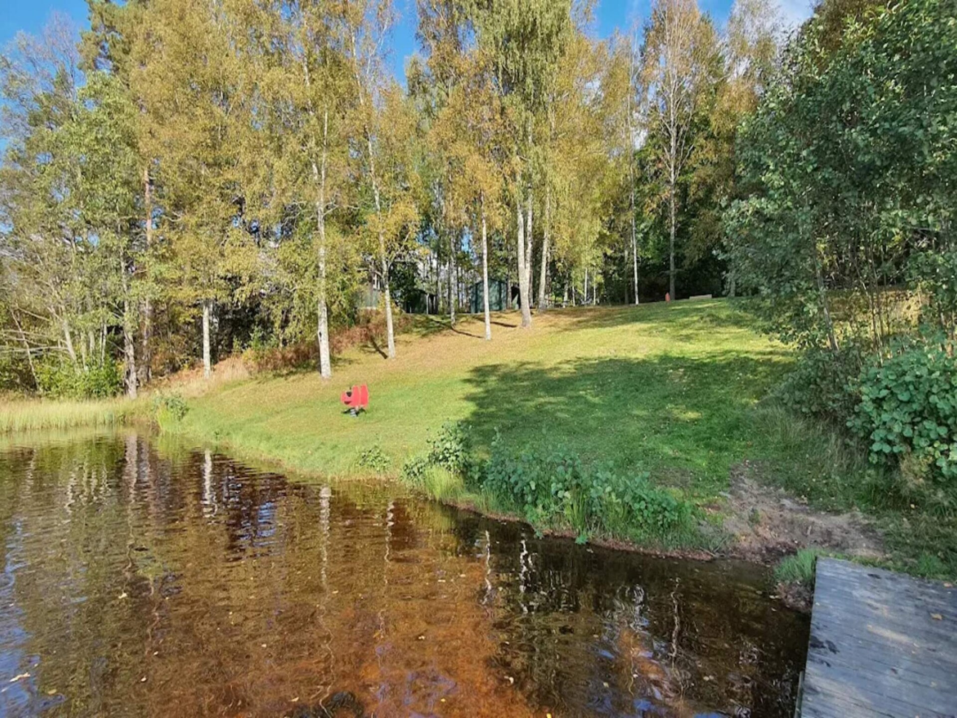 Vrijstaand vakantiehuis in Zweden aan 2 meren met roeiboot en golfcourse - foto 6