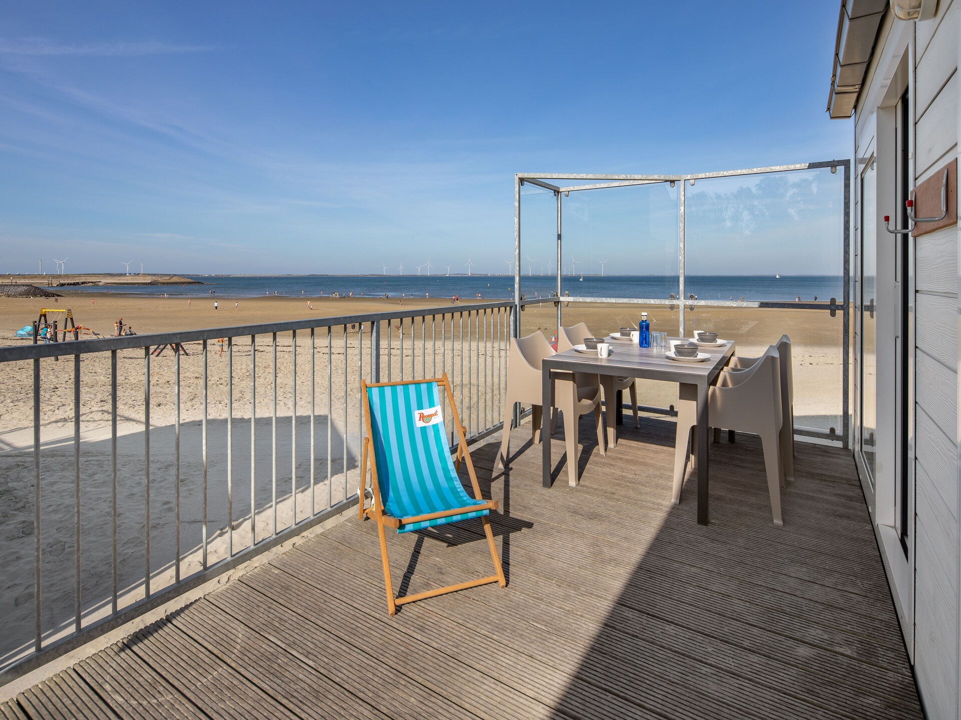 Vrijstaand strandhuis aan Oosterschelde met panoramisch zeezicht - foto 11