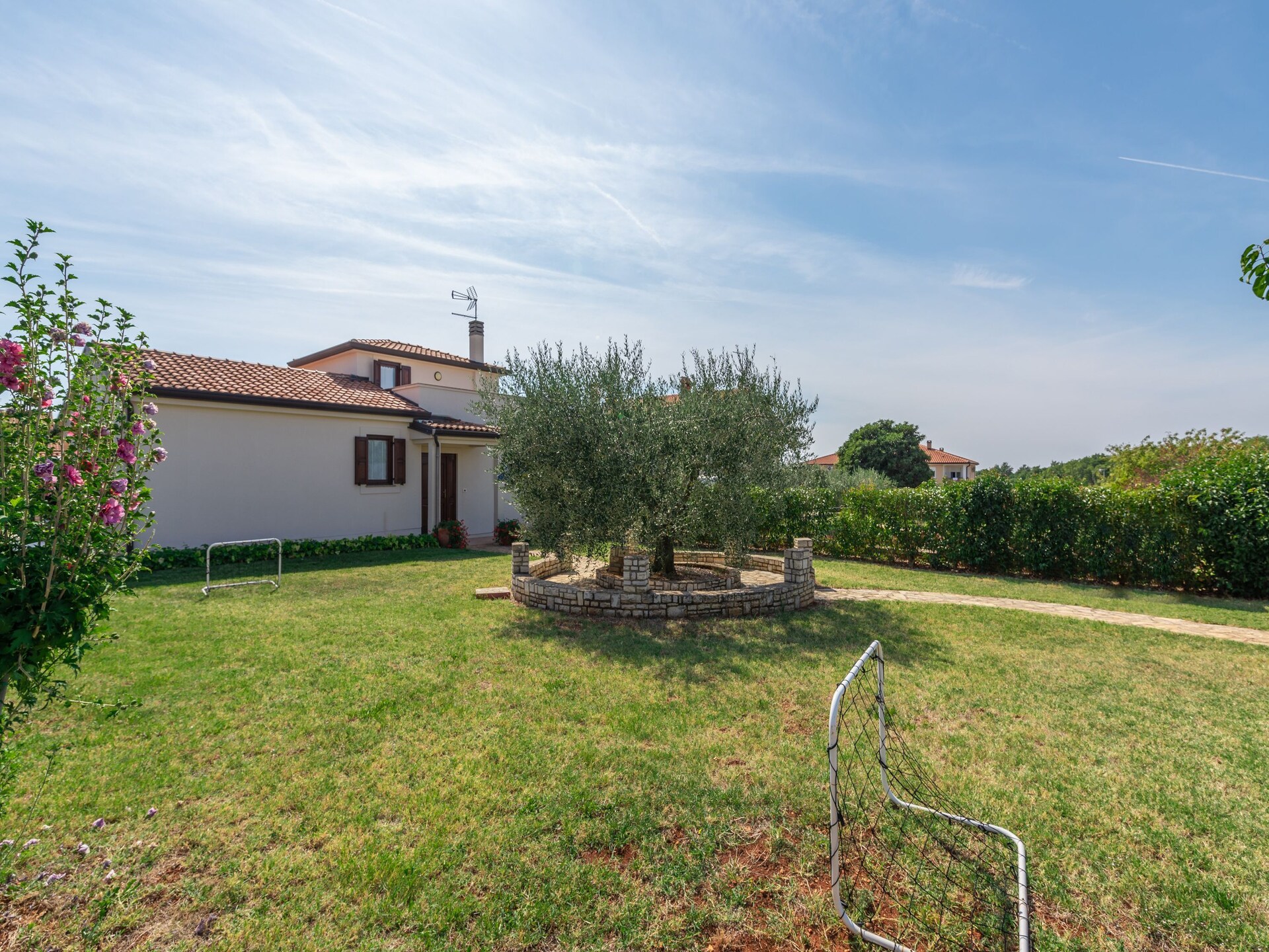 Vrijstaande villa met privézwembad op 2,5 km van zee in Novigrad - foto 20