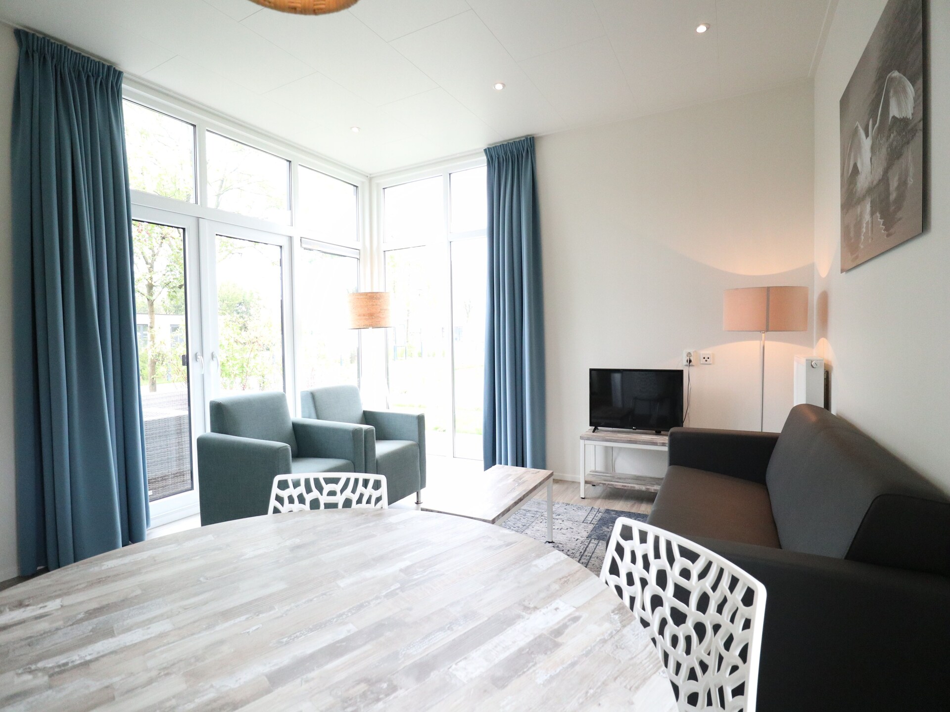 Modern vakantiehuis aan het water in Olburgen voor 4 personen - foto 10