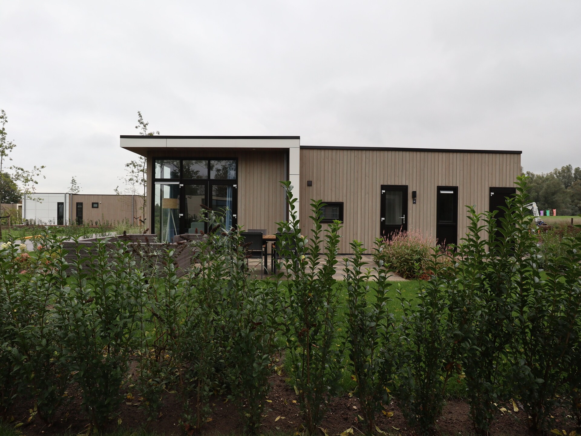 Modern vakantiehuis aan het water in Olburgen voor 4 personen - foto 17