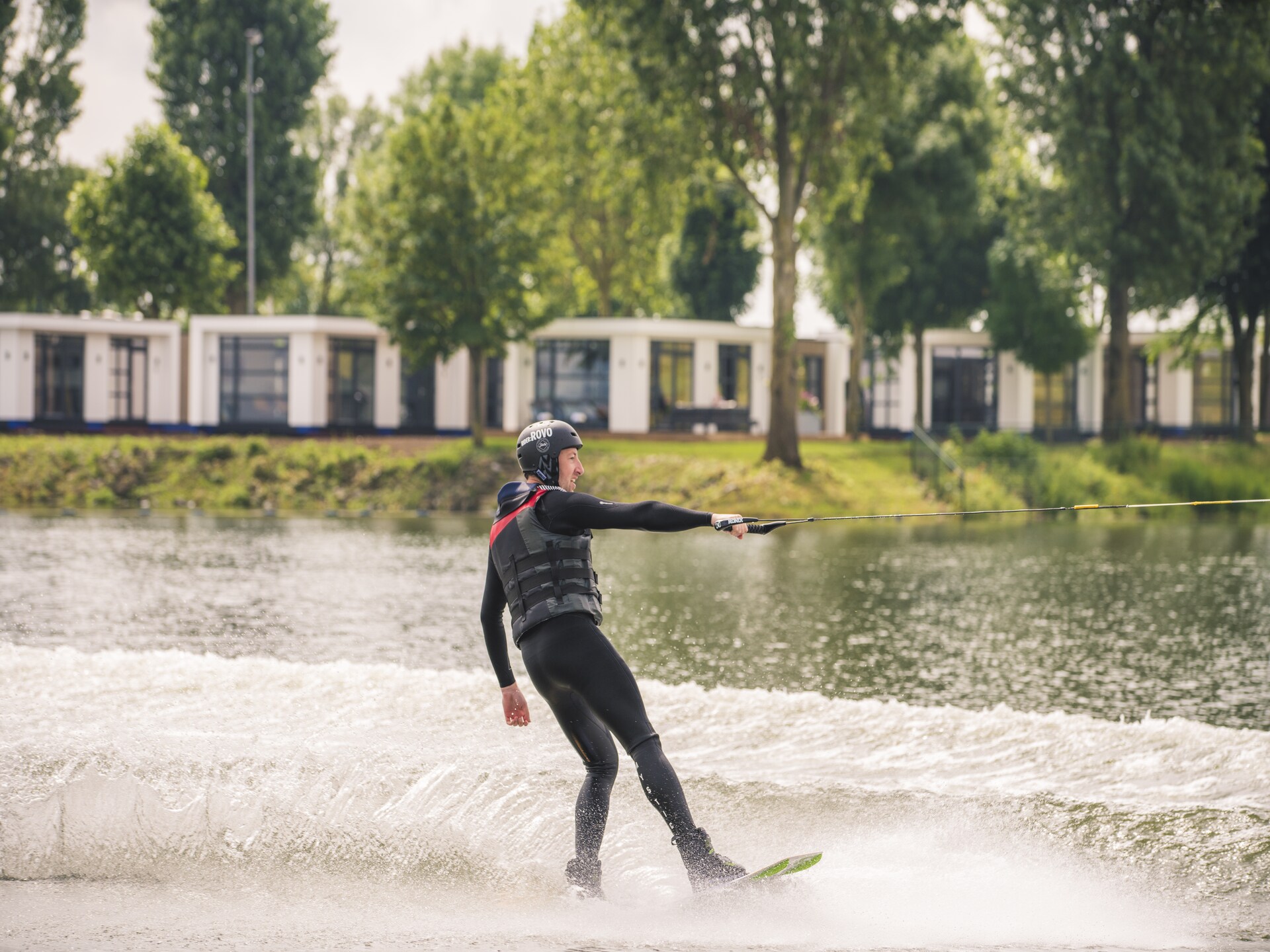 Vrijstaand vakantiehuis met rivierzicht in MarinaPark Bad Nederrijn - foto 14