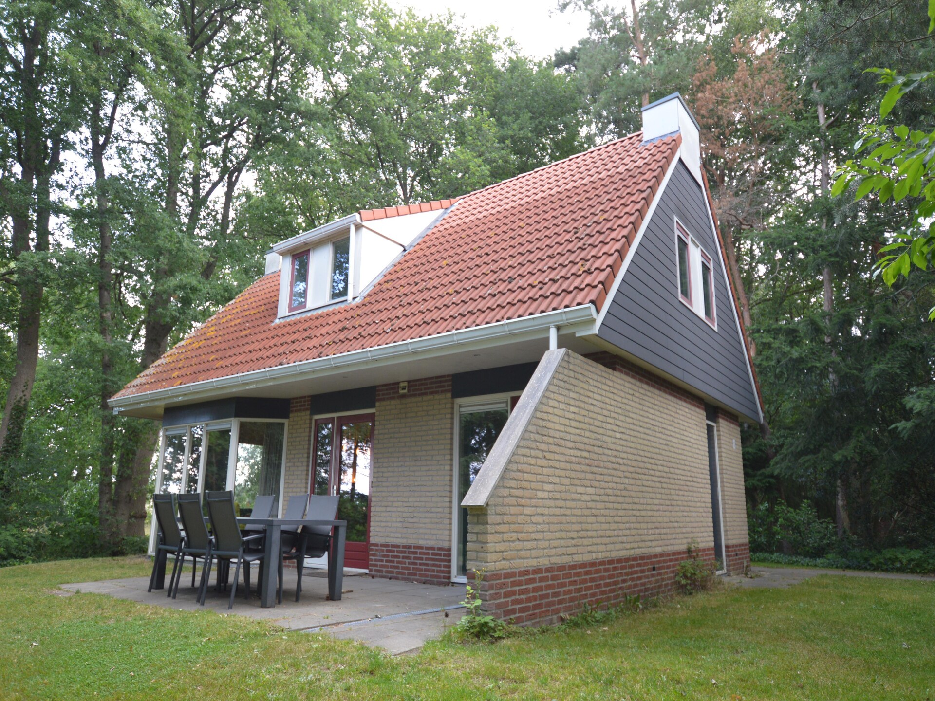 Luxe vakantiehuis in bosrijke omgeving op Buitenplaats Berg en Bos - foto 16